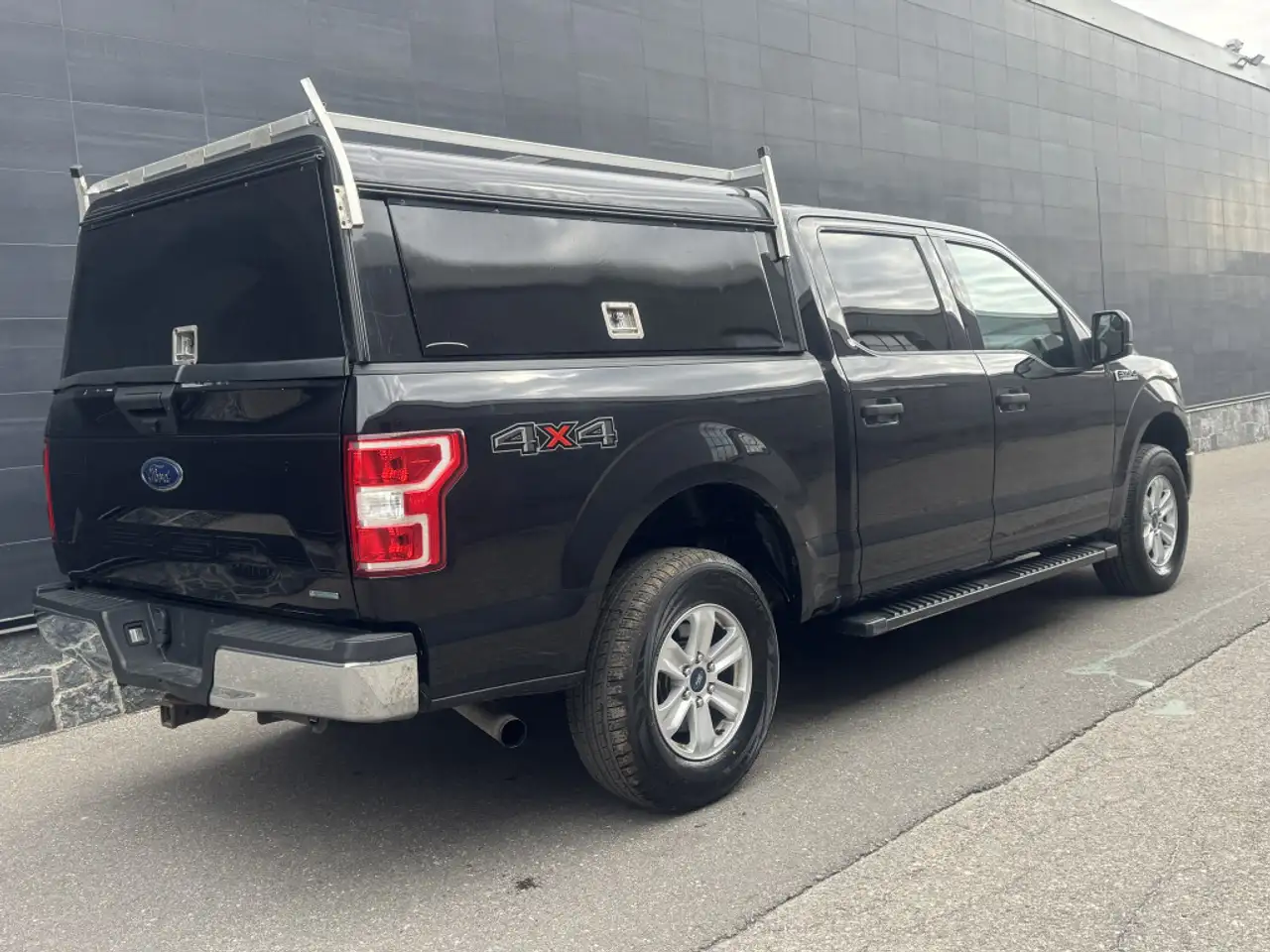 Ford F 150 снимка Ford F 150