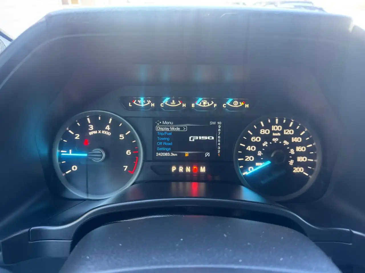 Ford F 150 снимка Ford F 150