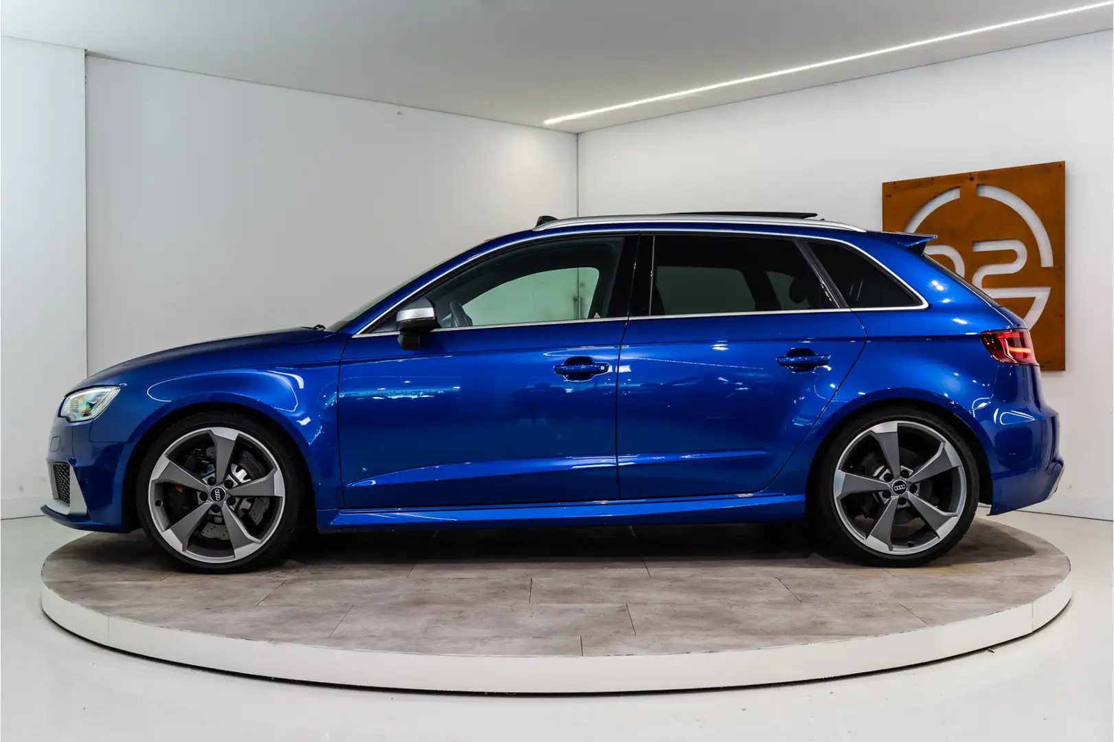 Audi RS3 Sportback 2.5 TFSI RS 3 Quattro Pro Line+ ABT POWE Blauw - 2