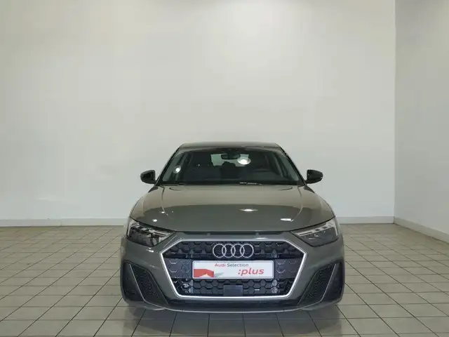 Audi A1 view 2
