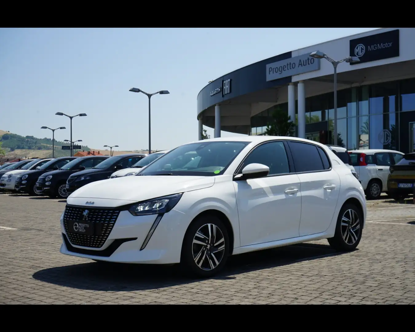 Peugeot 208 PureTech 100 Stop&Start 5 porte Allure Bianco - 1