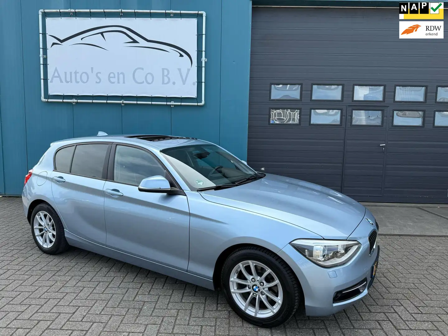 BMW 114 1-serie 114i EDE 5-drs Elec schuifkanteldak Clima Azul - 1