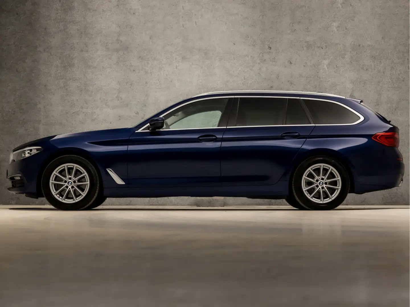 BMW 520 5-serie Touring 520d Executive 191Pk Automaat (PAN Niebieski - 2