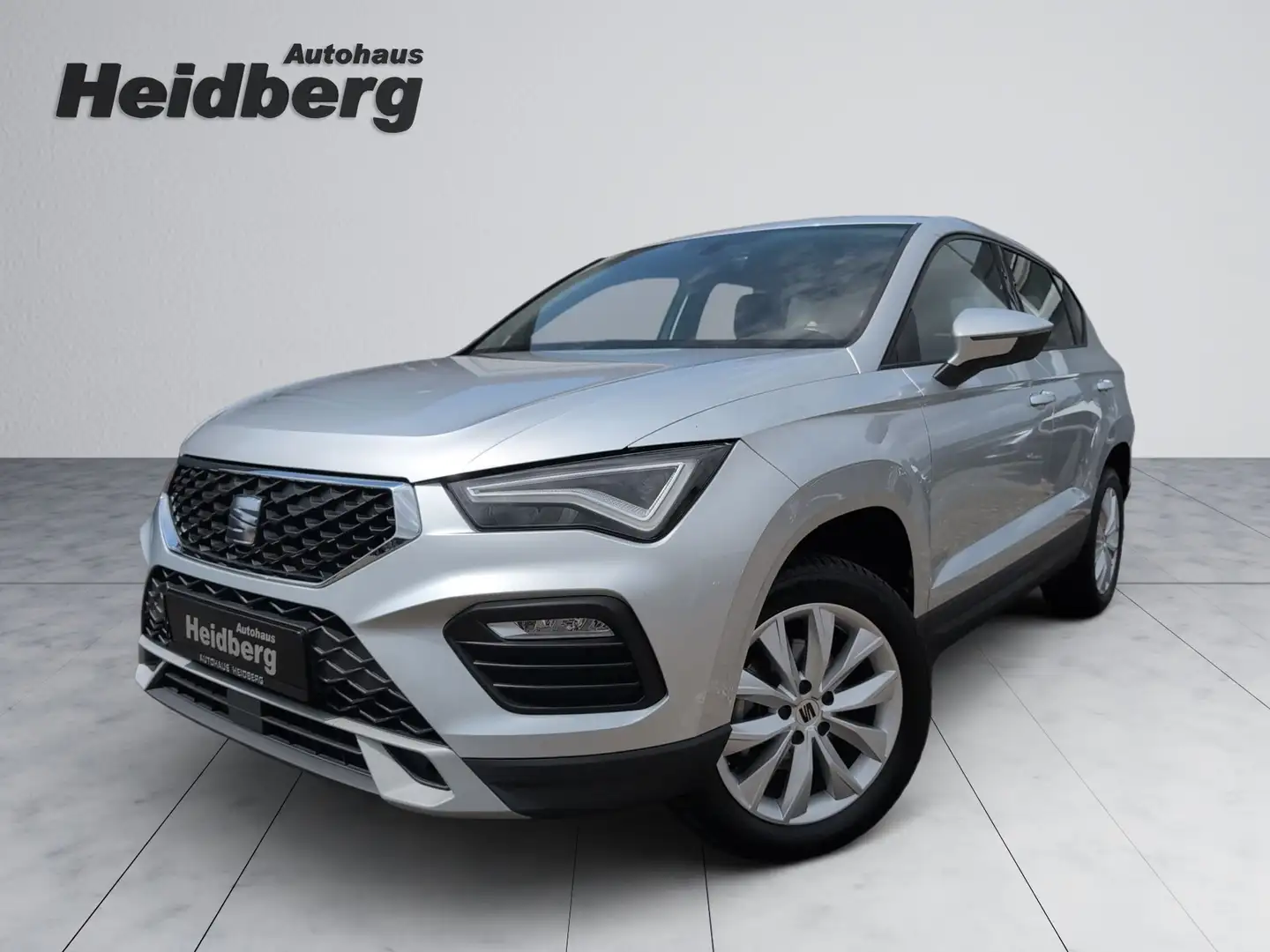 SEAT Ateca 1.5 TSI Style AHK-schw Allwetter Navi LED FullLink Zilver - 1