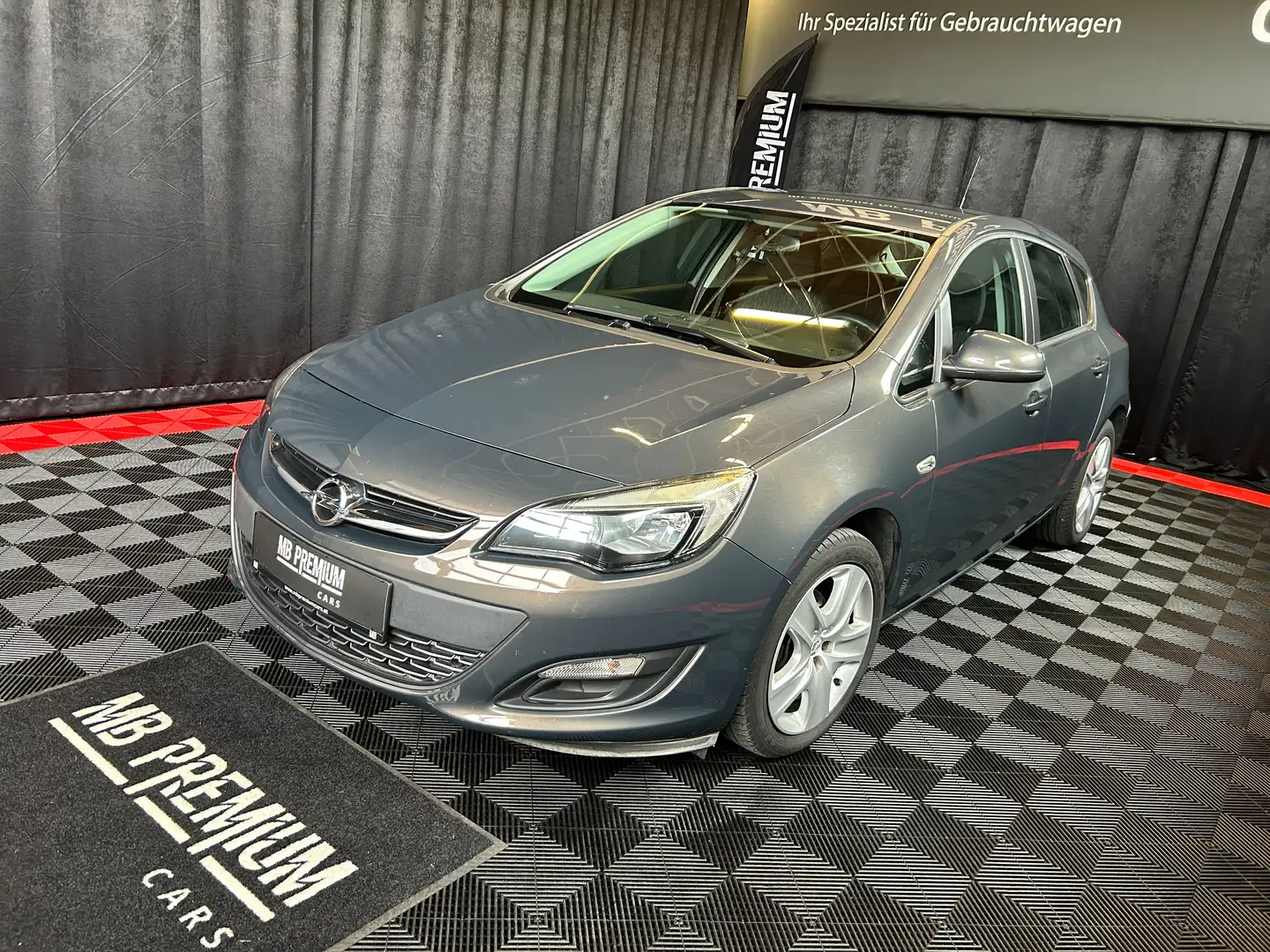 Opel Astra Edition *1-BESITZ*nur 78TKM*AHK* Grijs - 1