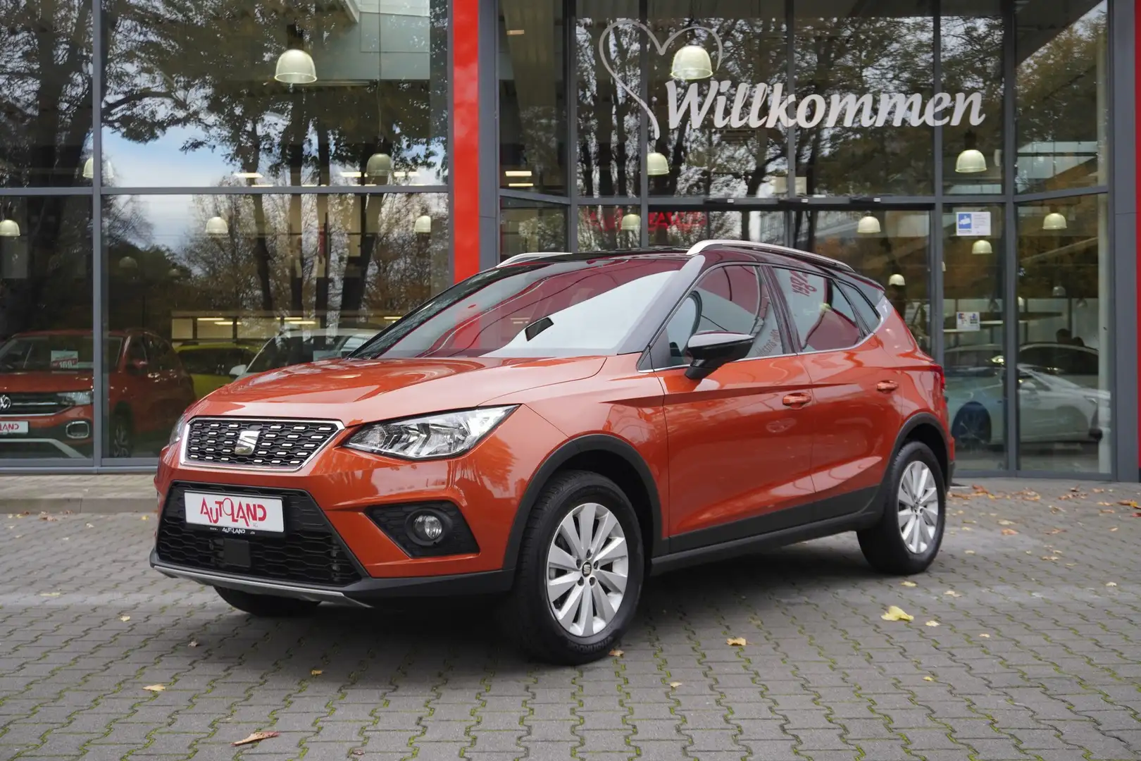 SEAT Arona 1.0 TSI Xcellence Tempomat Sitzheizung USB narančasta - 2