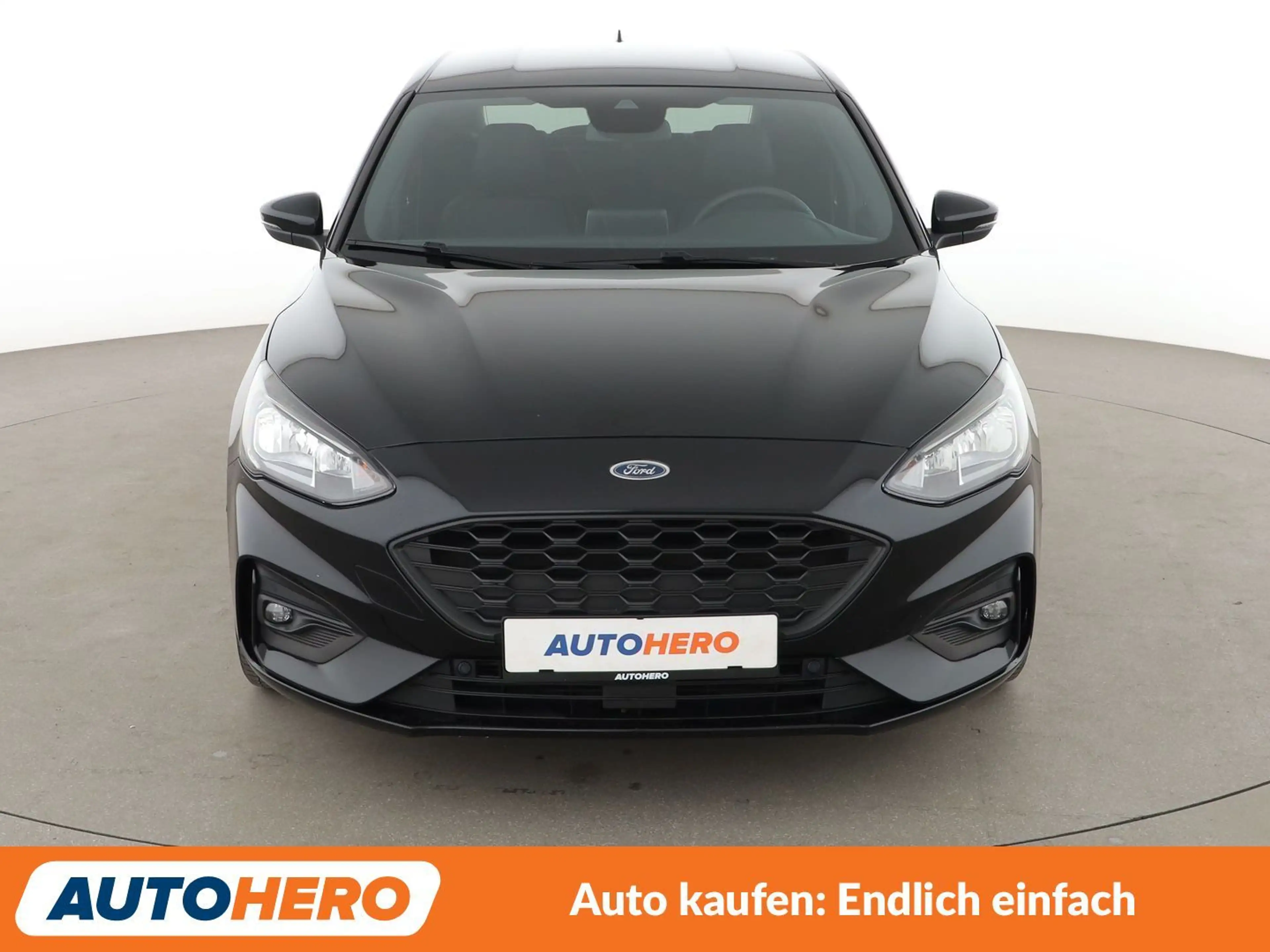 Ford Focus 1.0 EcoBoost ST-Line — photo 9
