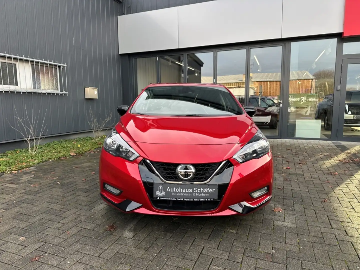 Nissan Micra N-Design Nav DAB SHZi Klimaautom Kom-paket Keyless Rouge - 2