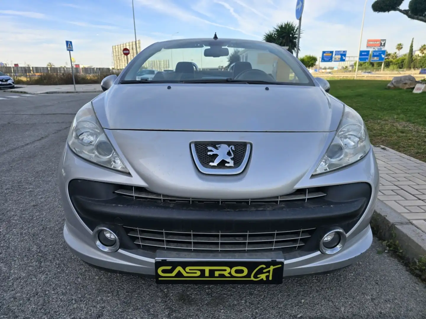 Peugeot 207 CC 1.6 VTi Gris - 2