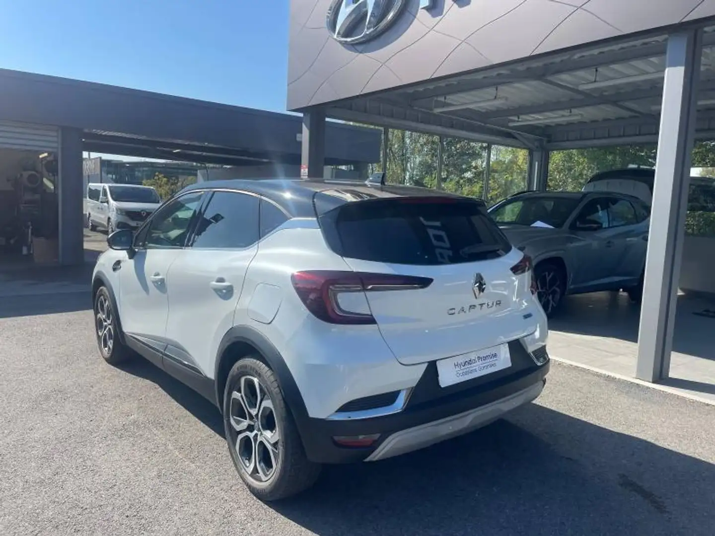Renault Captur 1.6 E-Tech hybride rechargeable 160ch Intens -21 Blanc - 2