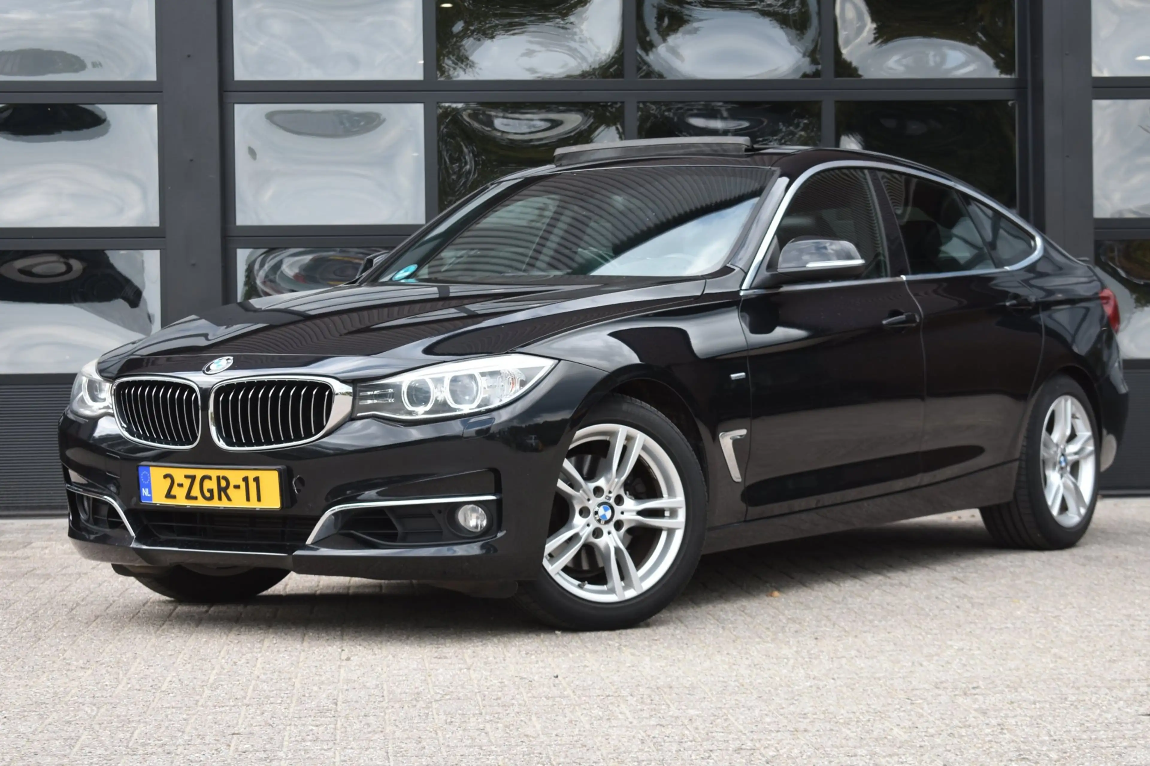 BMW 325 3-serie Gran Turismo 325d High Executive '15 Pano