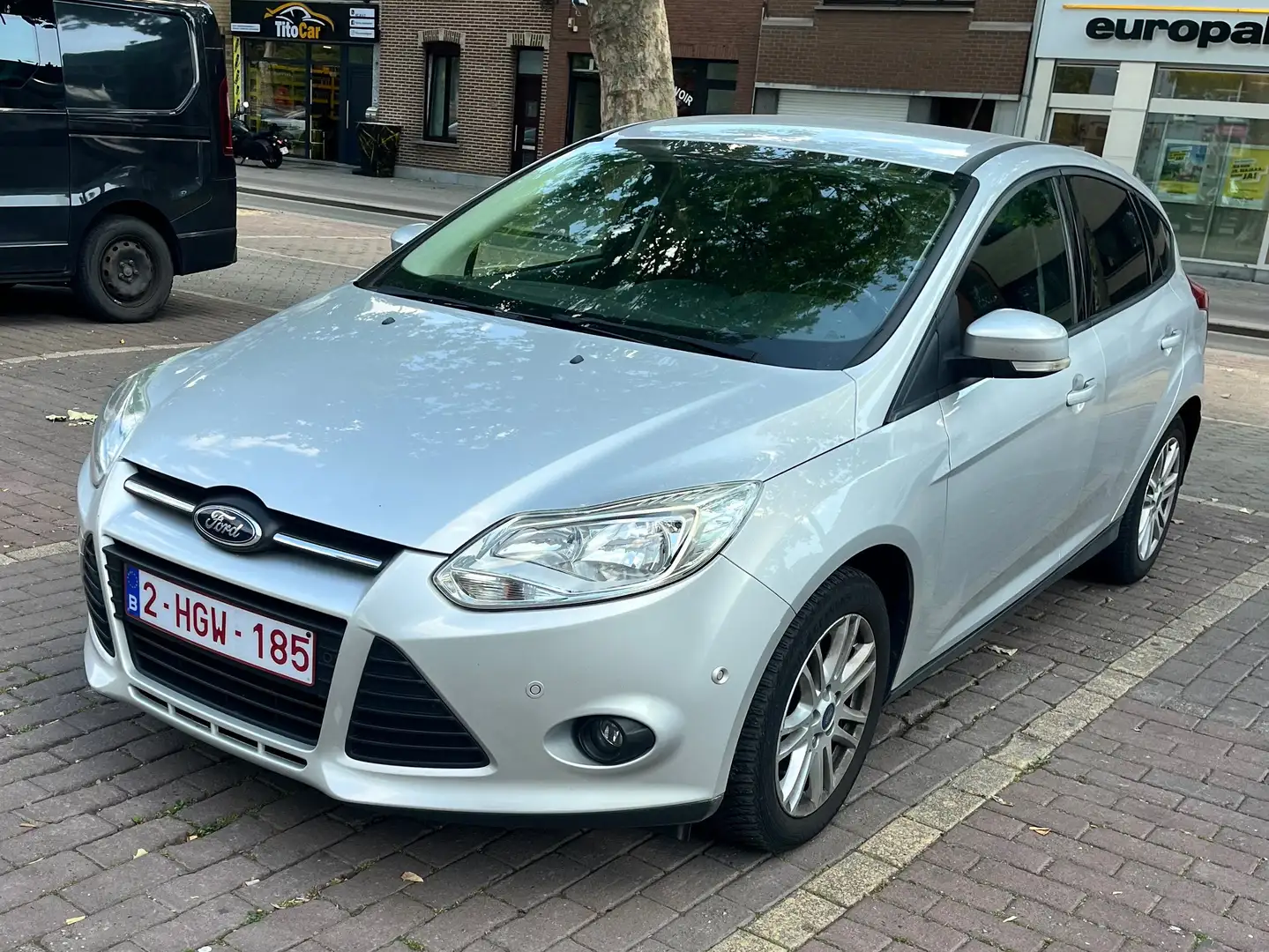 Ford Focus Focus 1.0 EcoBoost ECO.Tech.Champions Edition Zilver - 2