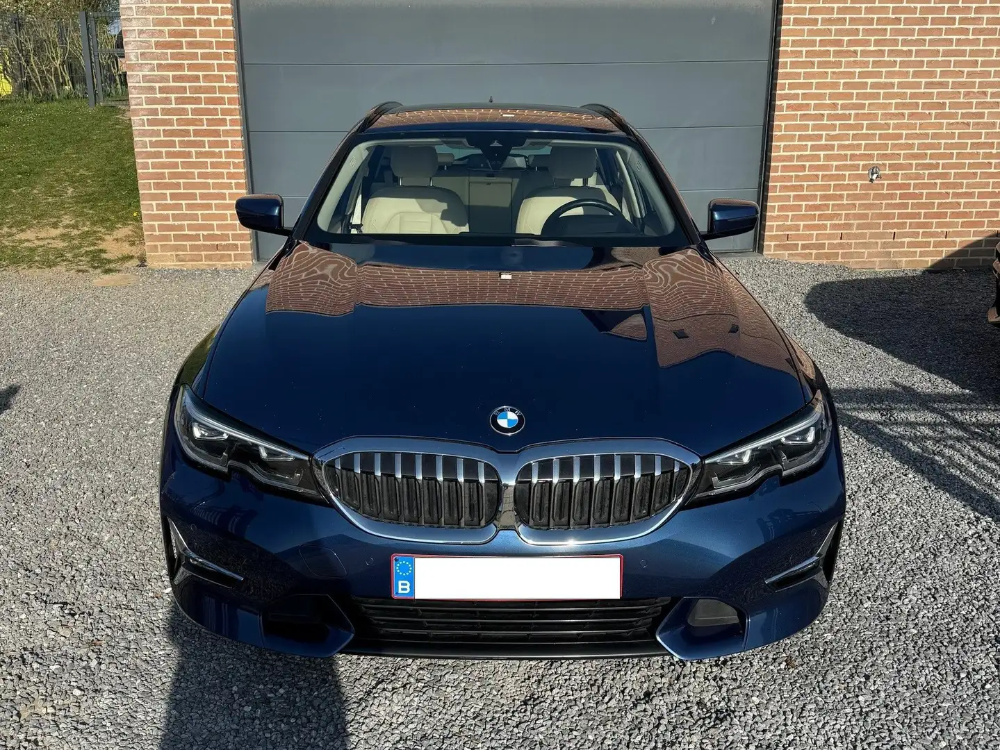 BMW 318 Touring 318 dA MHEV AdBlue Bleu - 2
