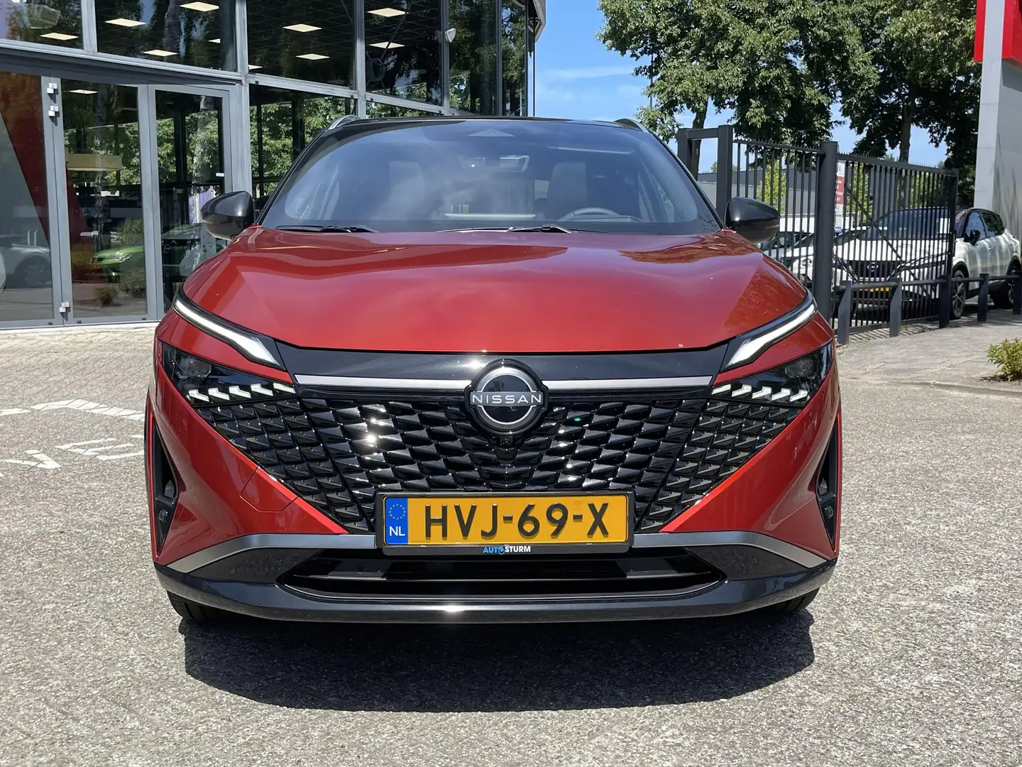 Nissan Qashqai 1.5 e-Power Tekna Plus Rood - 2