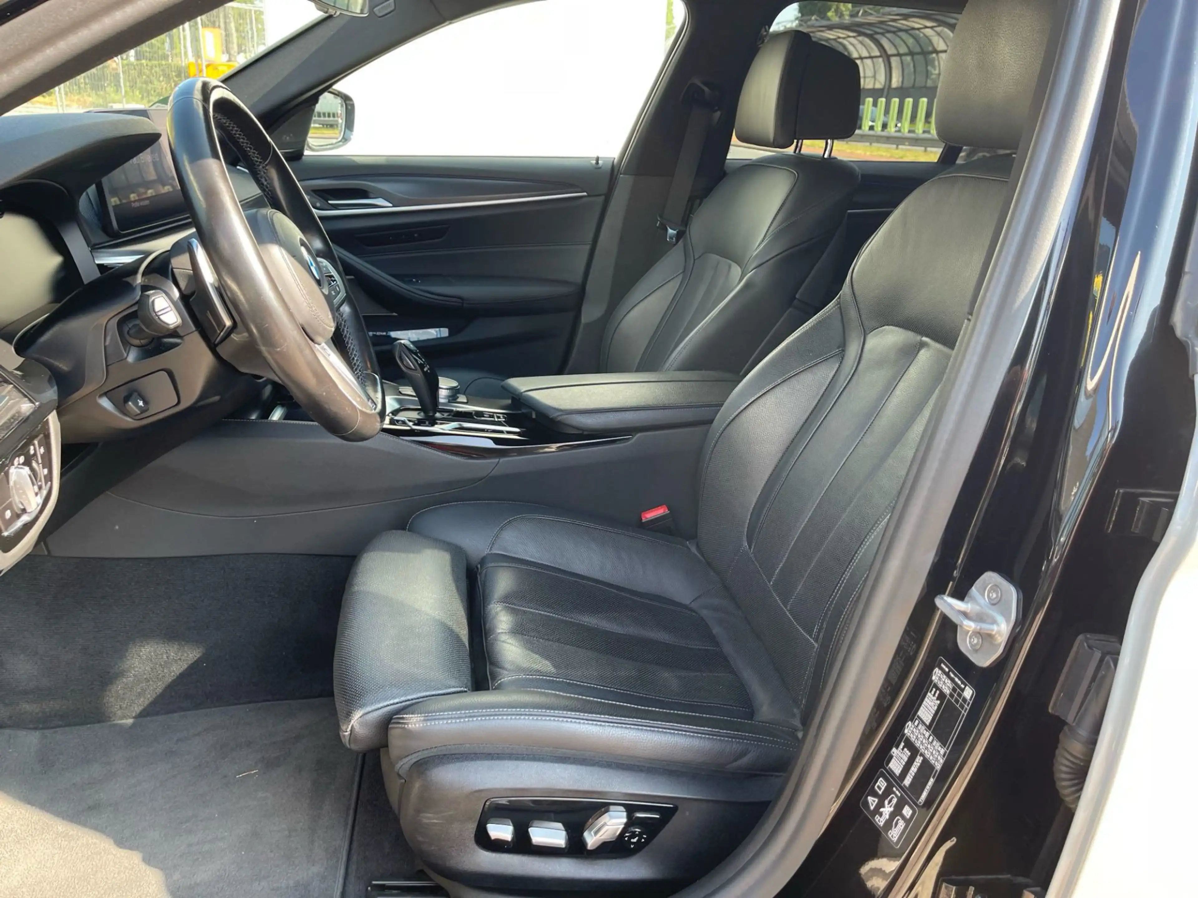 BMW 540 5-serie Touring 540i xDrive High Executive | M-Spo — photo 5
