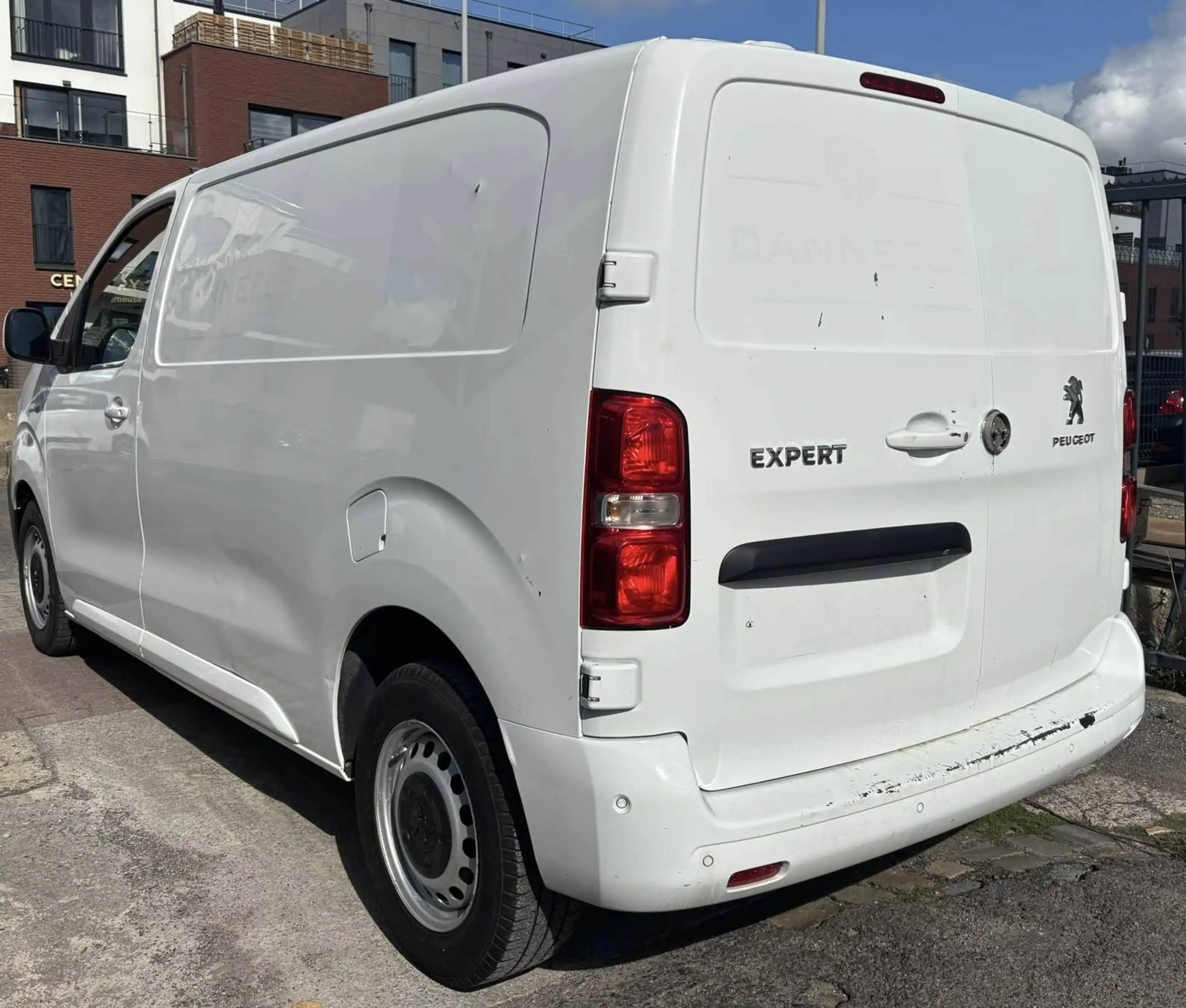 Peugeot Expert 2.0 Blue HDi 120 CV | L2H1 | 3 places | GPS | Caméra de recul — photo 6