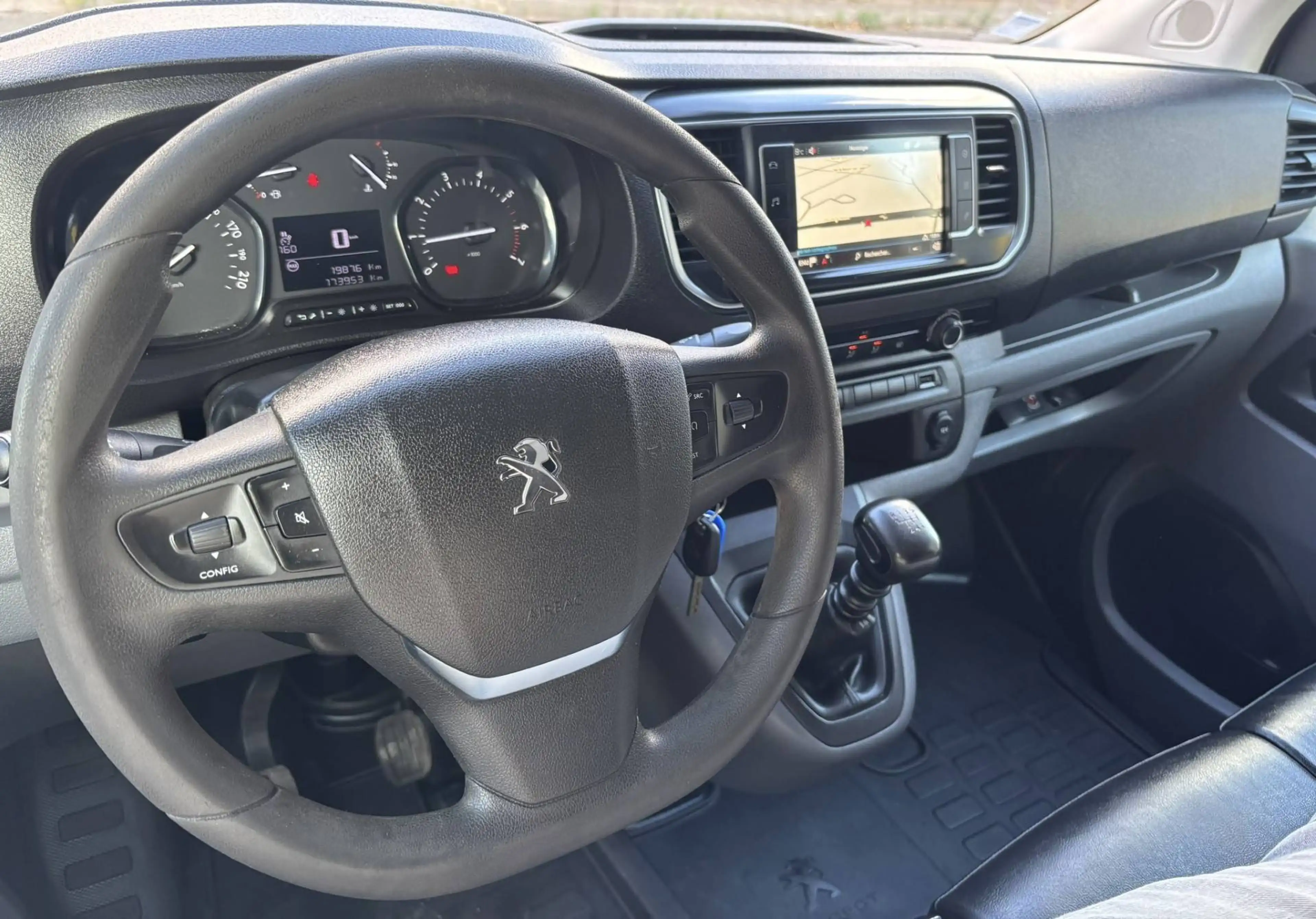 Peugeot Expert 2.0 Blue HDi 120 CV | L2H1 | 3 places | GPS | Caméra de recul — photo 14