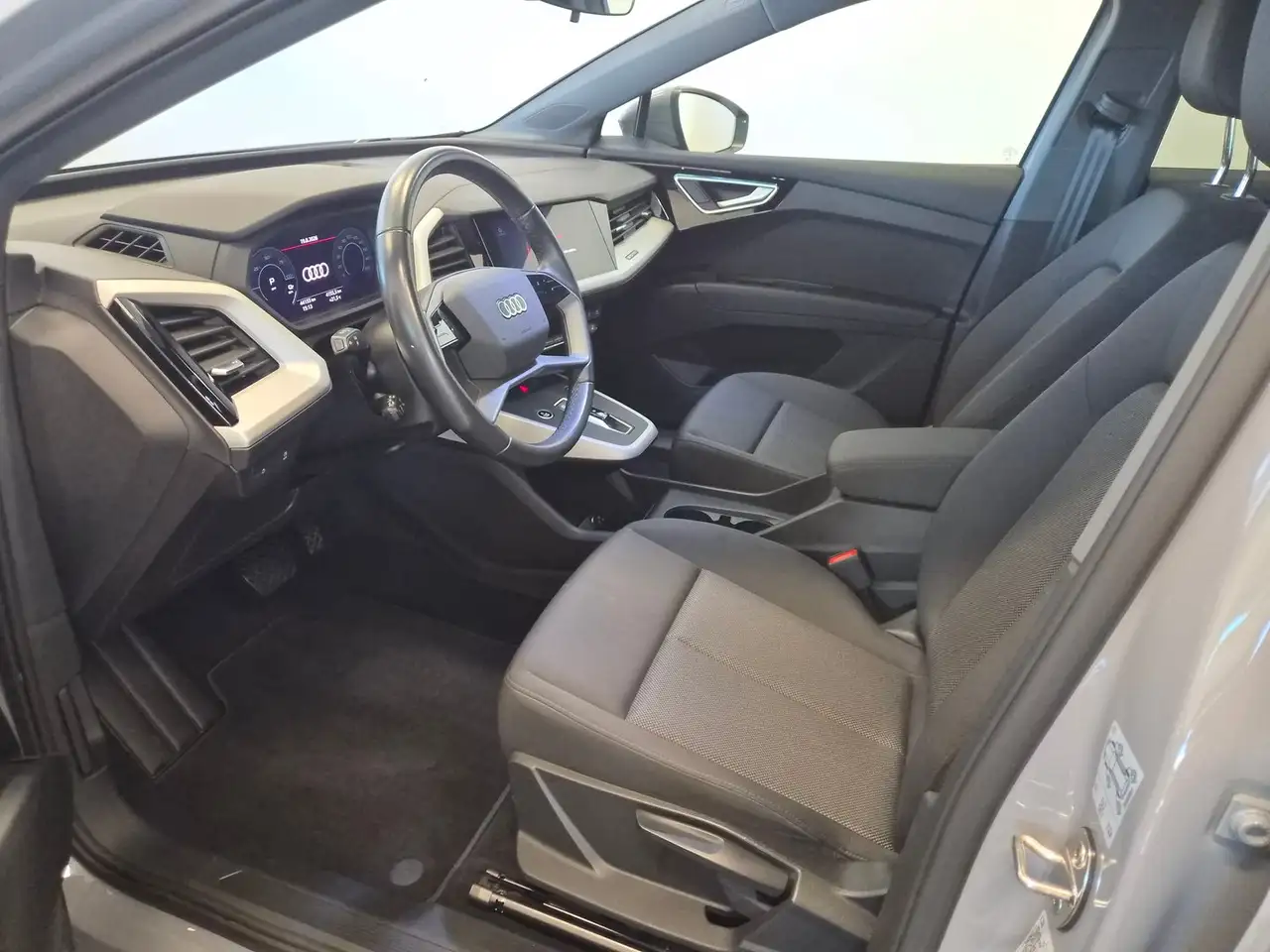 Audi Q4 40 e-tron, миниатюра 5