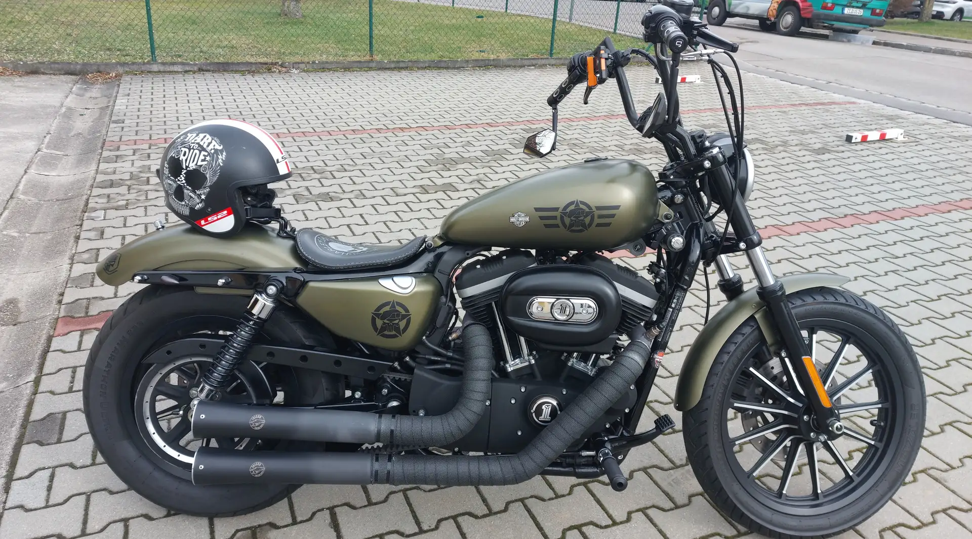 Harley-Davidson Sportster XL 883 Olds kull - Military Zielony - 2