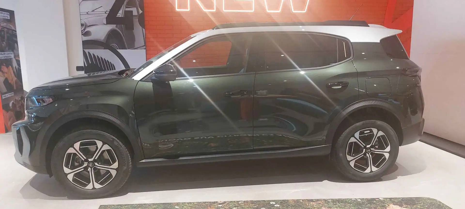 Citroen C3 Aircross Nuova PureTech HYBRID 136 Ã«DCS6 -Â  M Weiß - 1