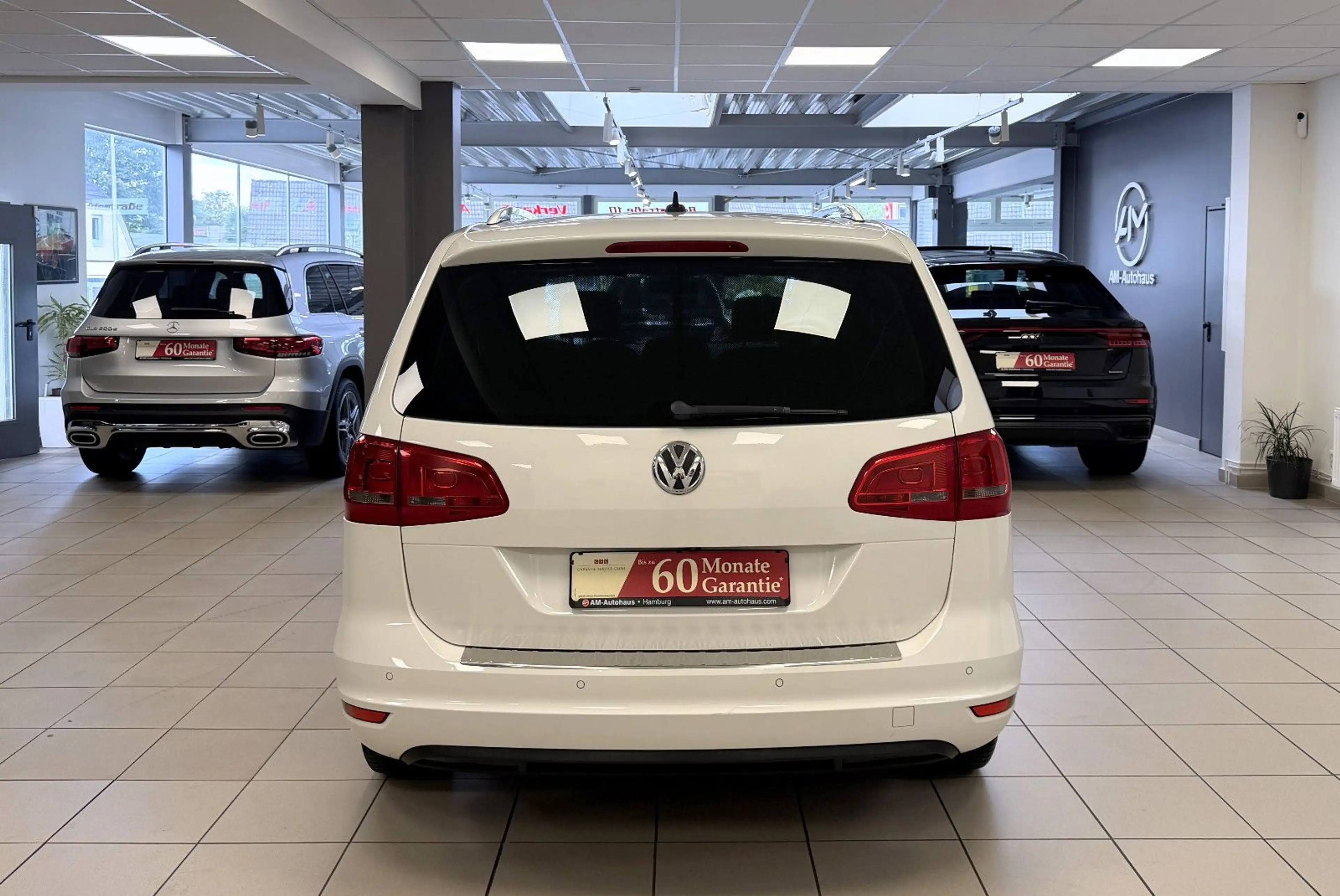 Volkswagen Sharan Cup BMT *7Sitzer*PanSD*AHK*BiXenon — photo 10