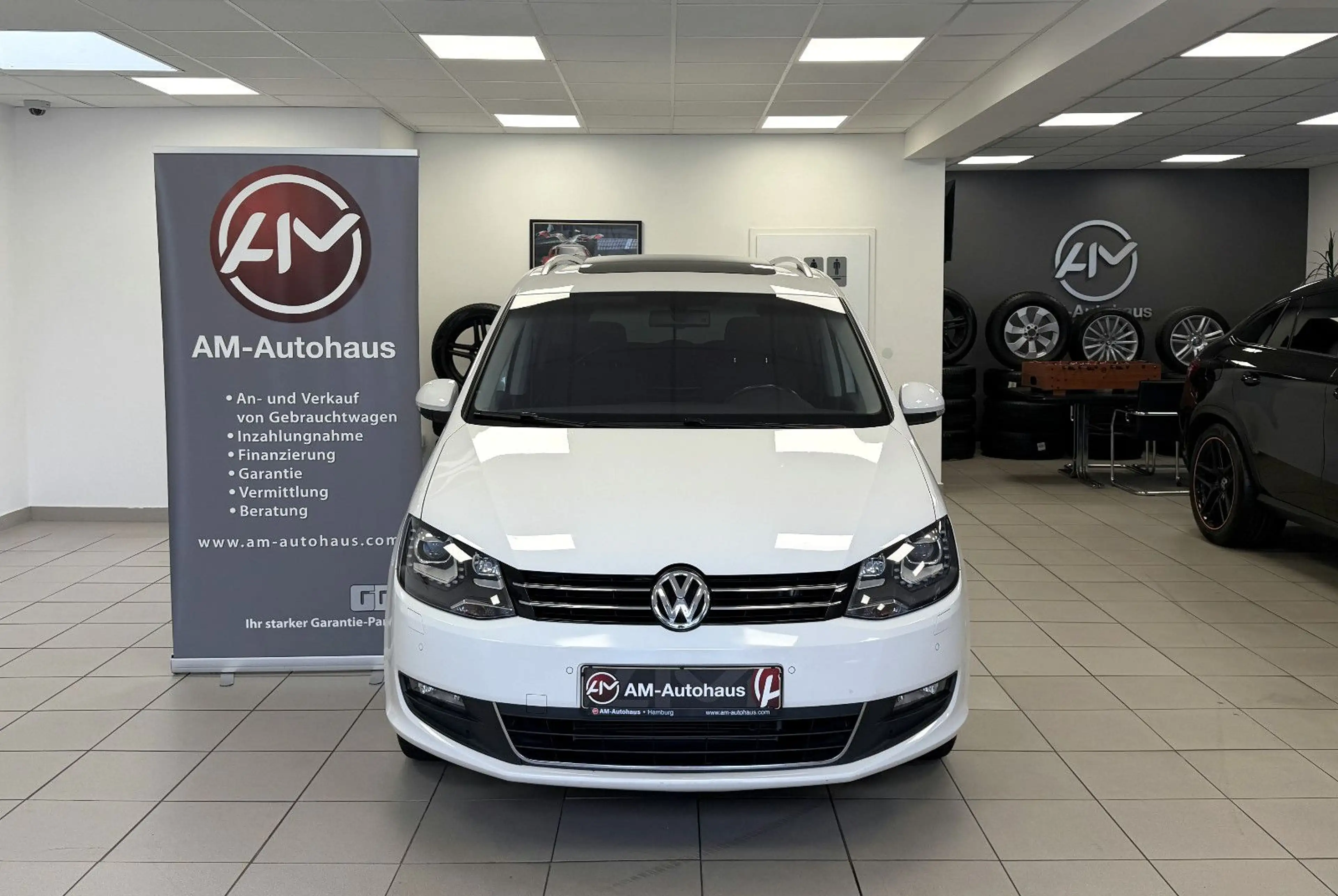 Volkswagen Sharan Cup BMT *7Sitzer*PanSD*AHK*BiXenon — photo 9
