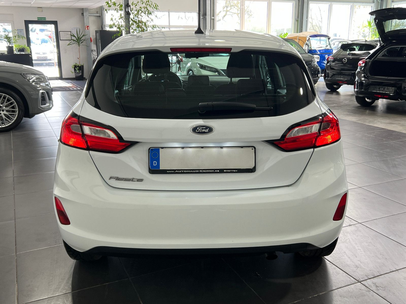Ford Fiesta 1.1 **5-Türig*LED*SHZ*Tempomat*BT** — photo 4