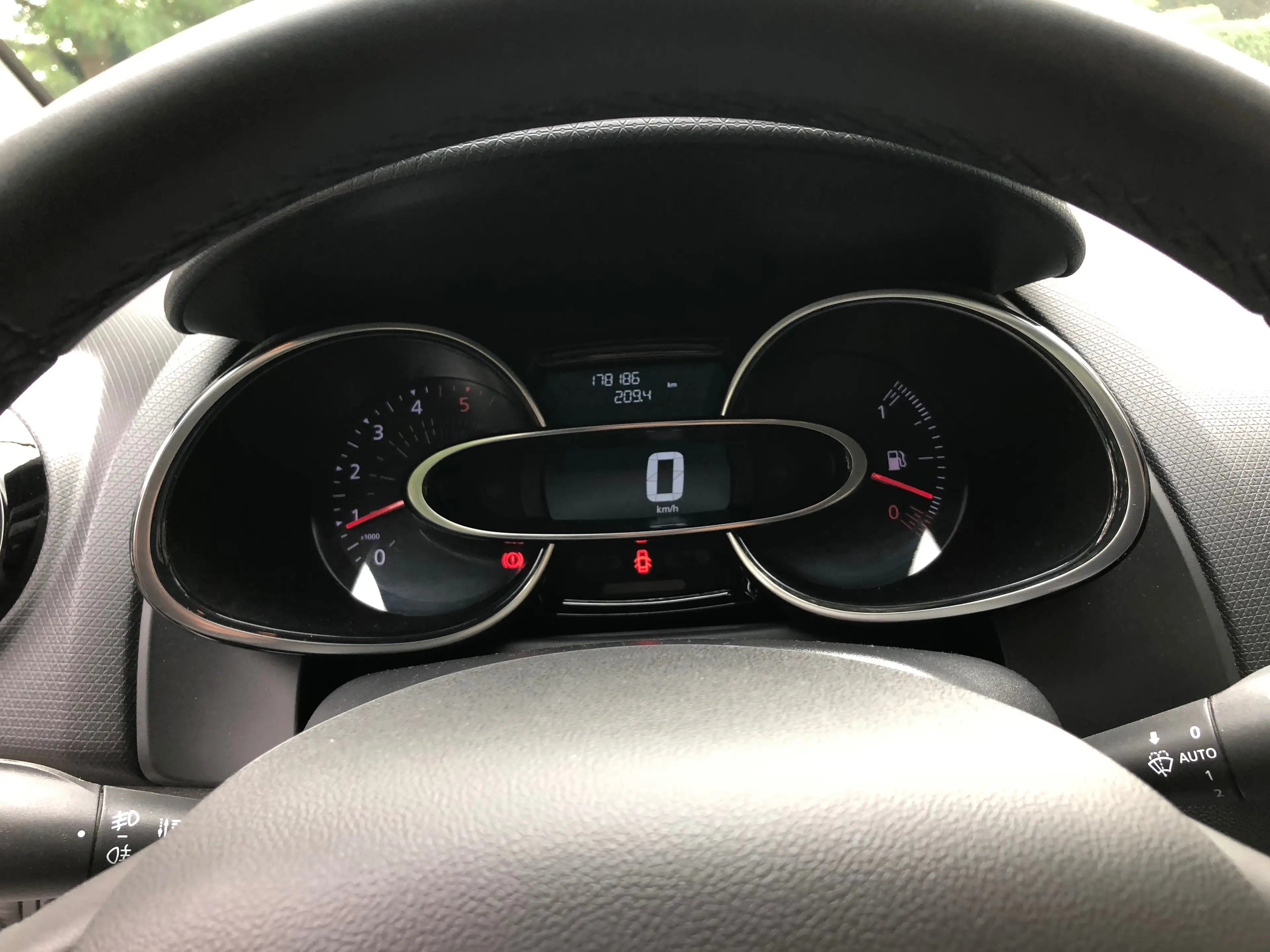 Renault Clio Clio 1.5 dCi — photo 12
