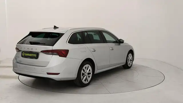 Skoda Octavia 2.0 tdi evo Style 150cv dsg