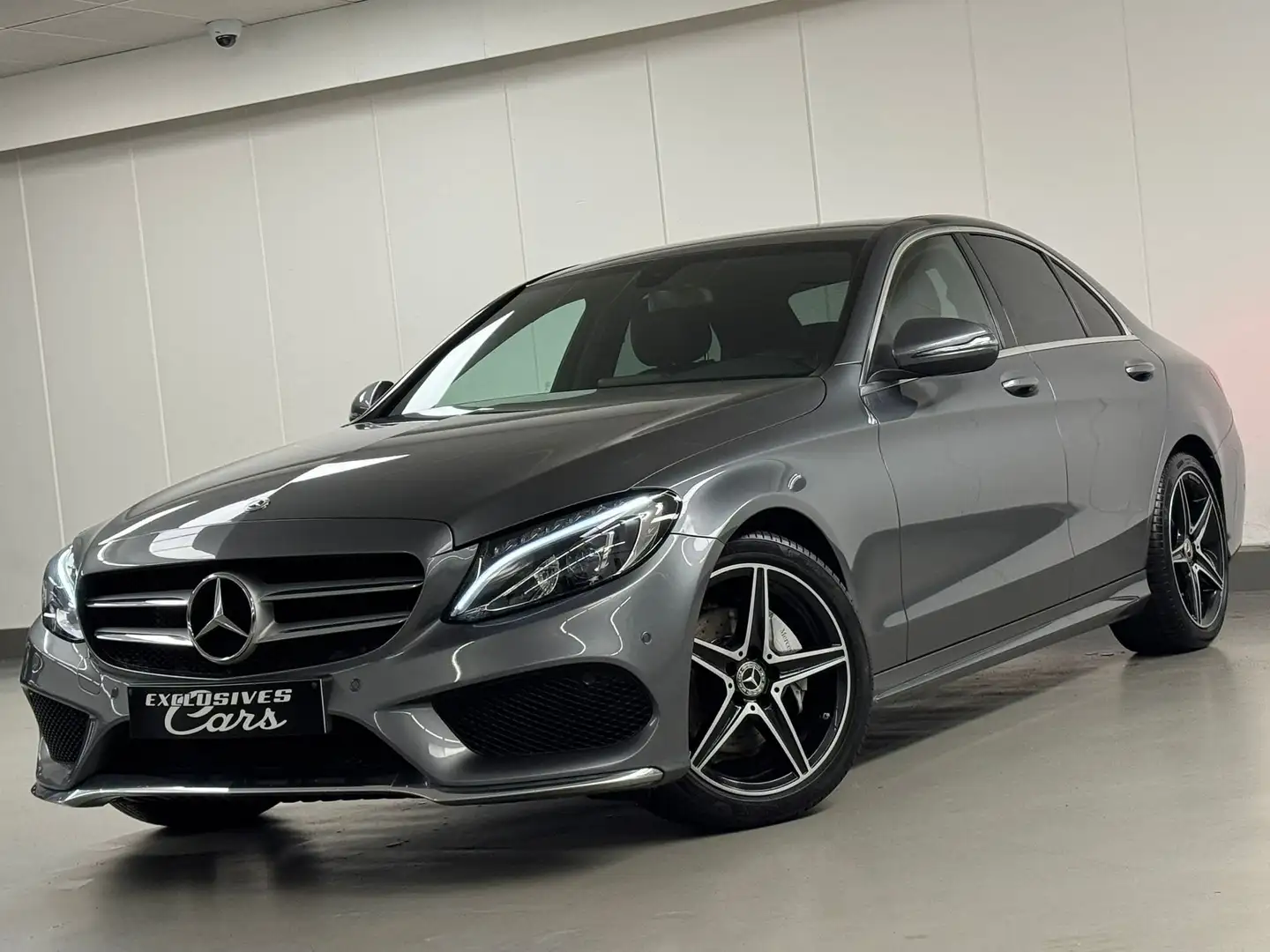 Mercedes-Benz C 220 D AMG LINE !! 59000 KM !! CAMERA GPS CUIR AUTO REG Gris - 1