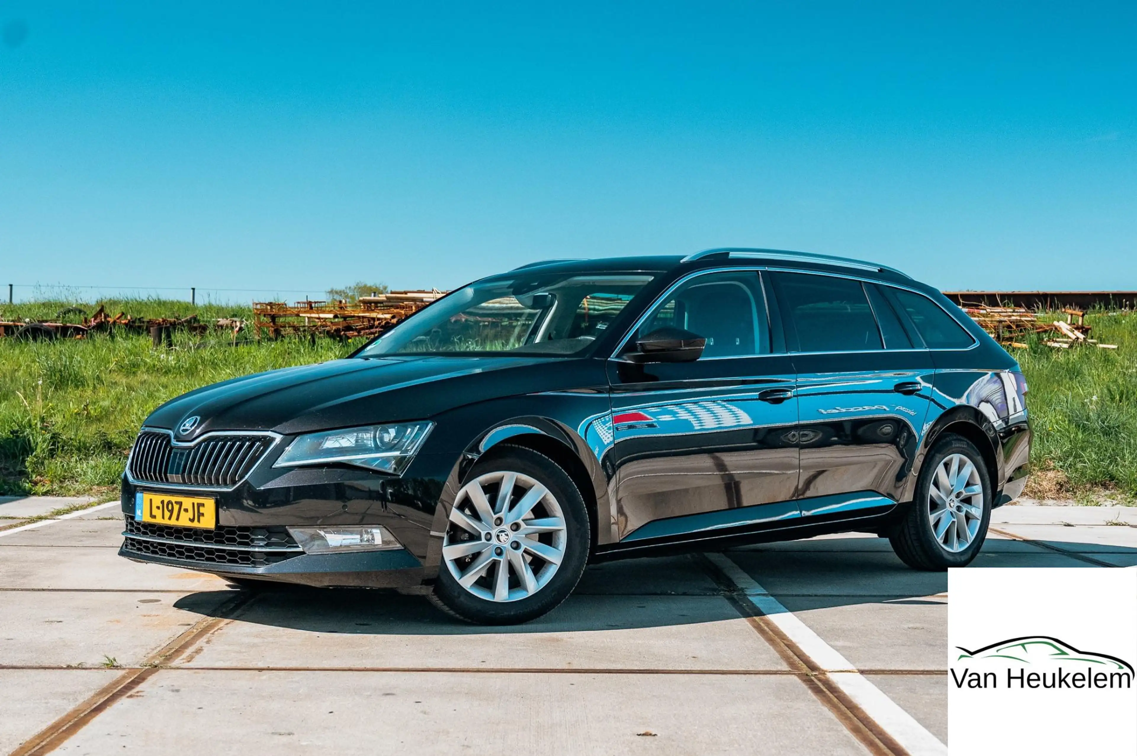 Skoda Superb Combi 1.8 TSI Style Edition | TREKHAAK 1800 KG | A