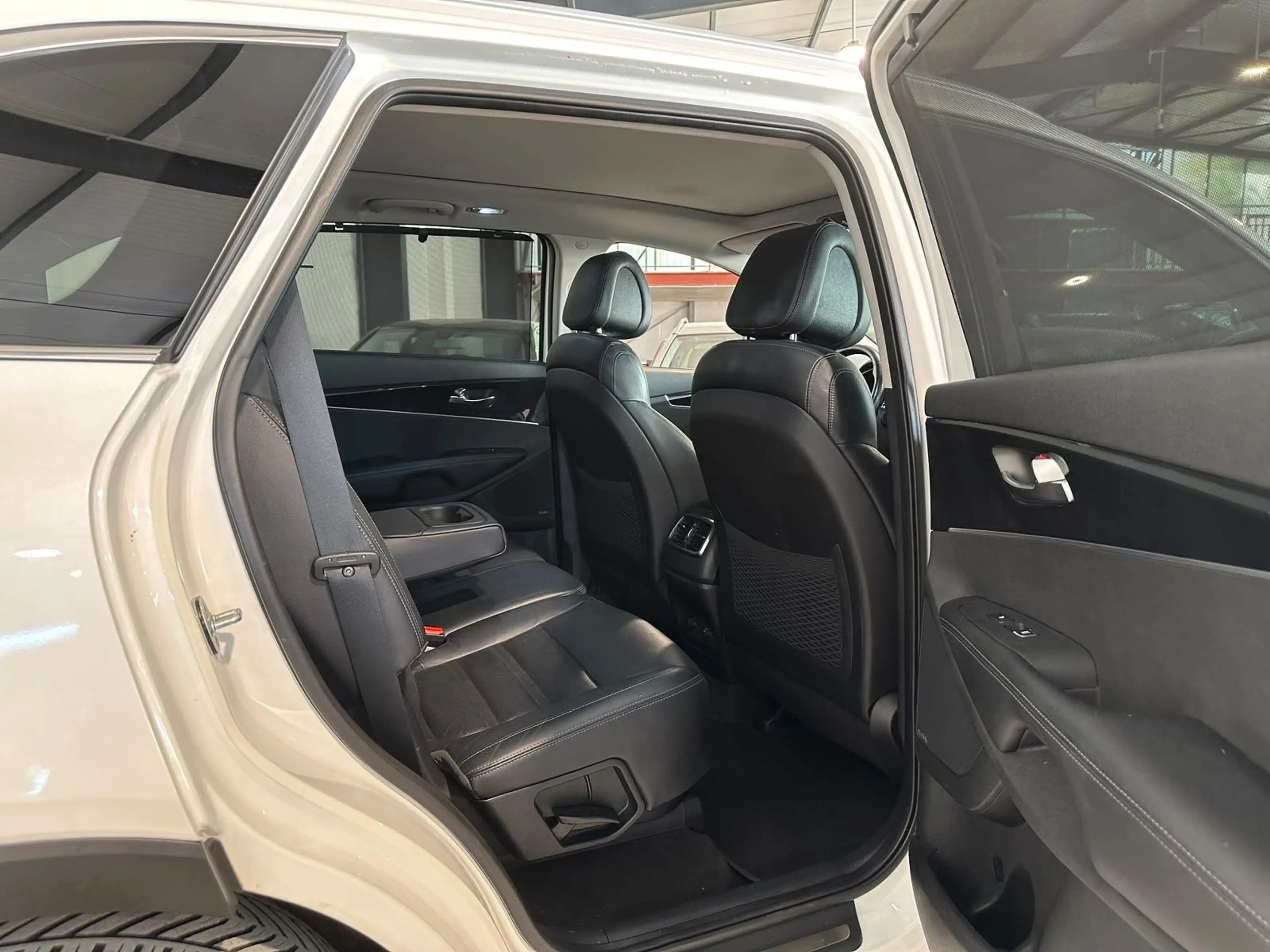 Kia Sorento Platinum 4WD *CarPlay* Infinity Voll! — photo 15