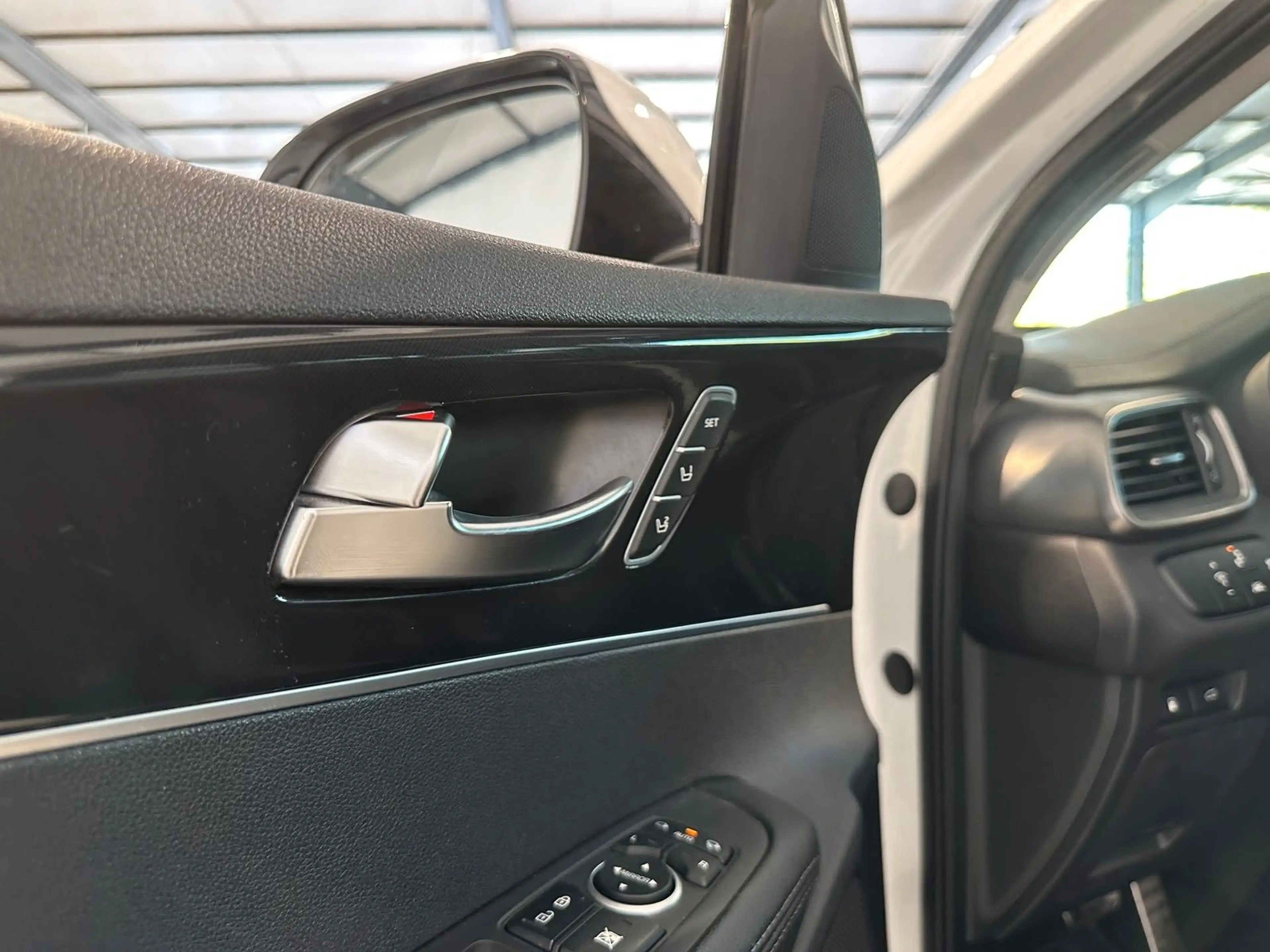 Kia Sorento Platinum 4WD *CarPlay* Infinity Voll! — photo 9
