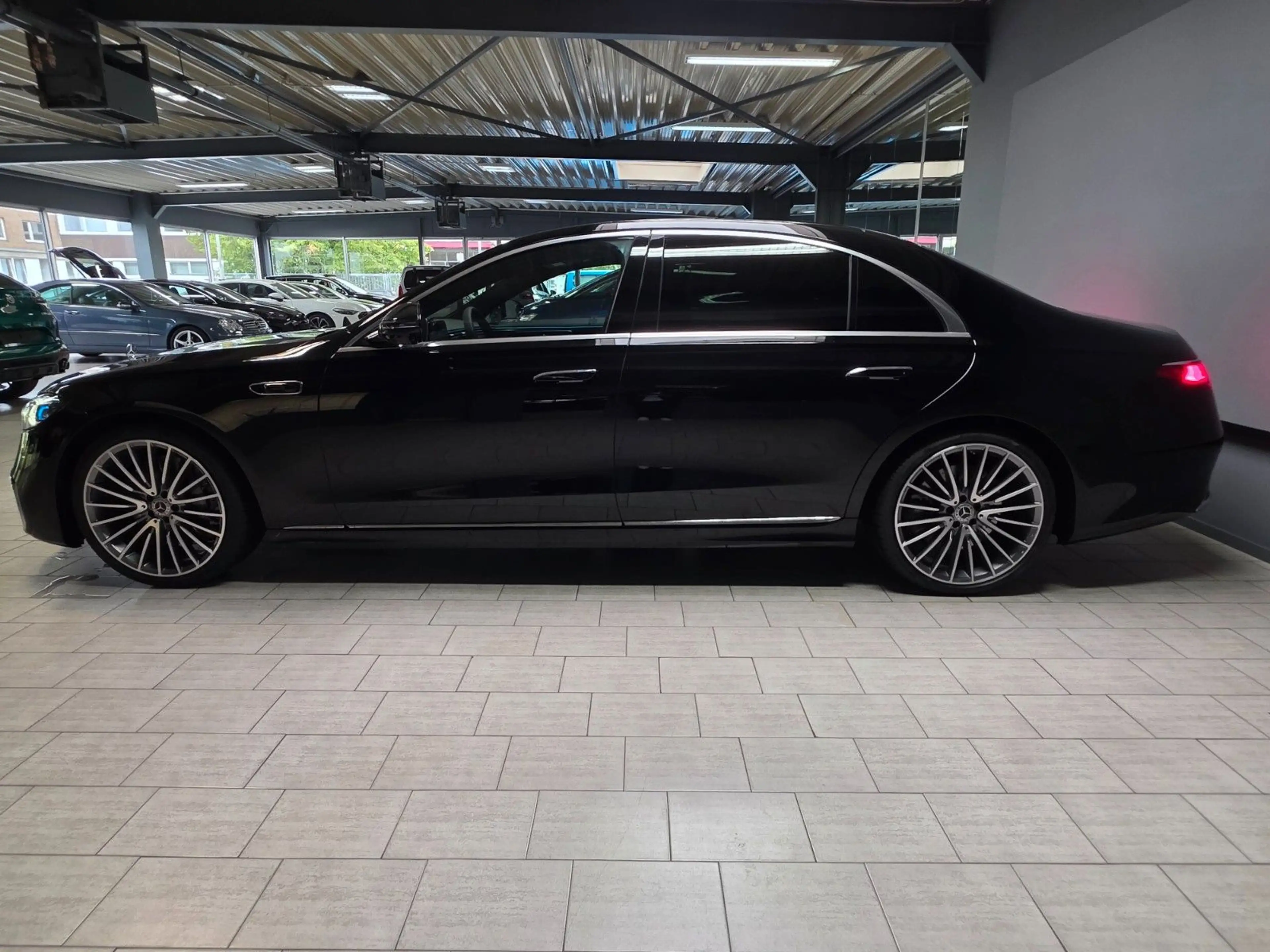 Mercedes-Benz S 450 S450d | Manufaktur | Pano | HUP | Long | Massage — photo 5