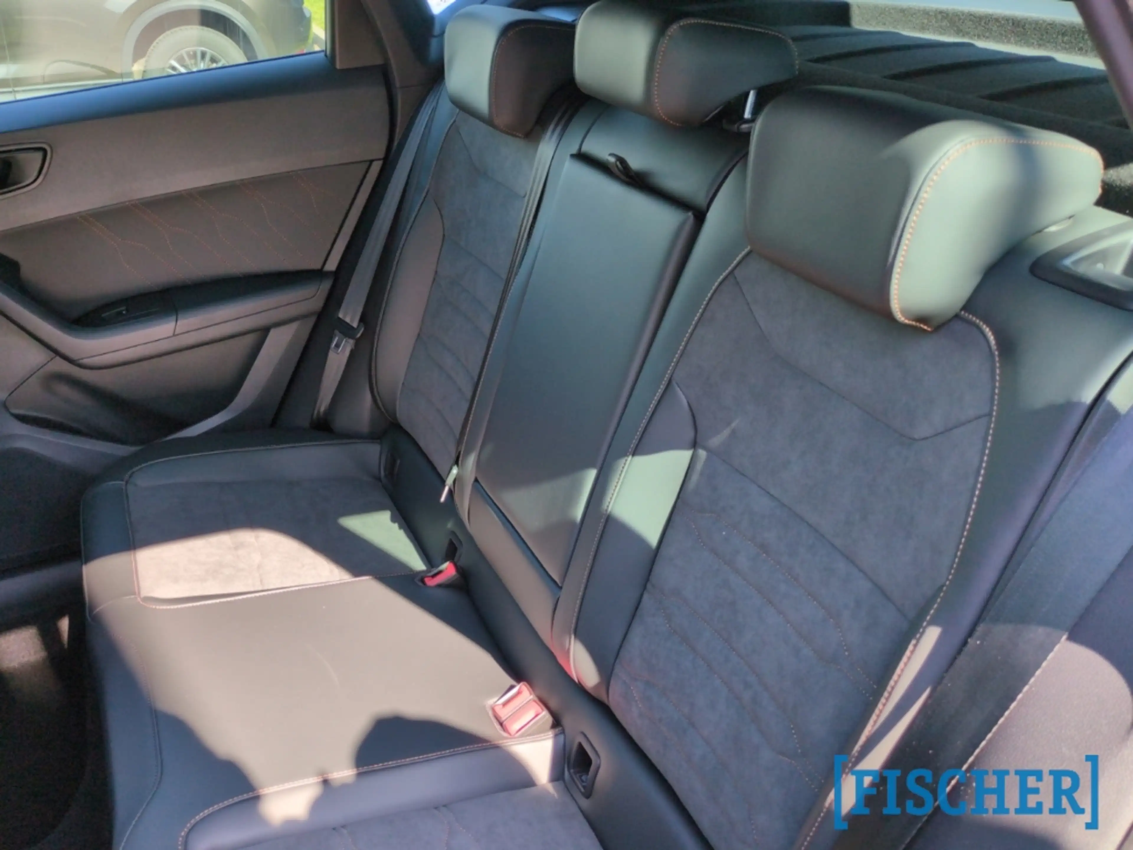 CUPRA Ateca Basis 4Drive AHK-klappbar Navi Digitales Cockpit S — photo 14