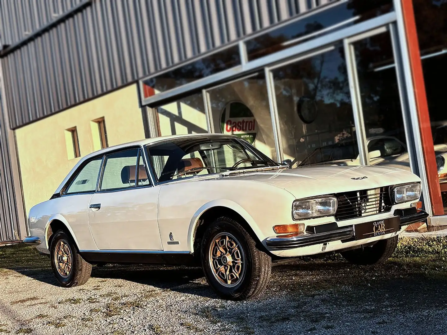 Peugeot 504 C12 - 4cyl 2 Litres Blanco - 1