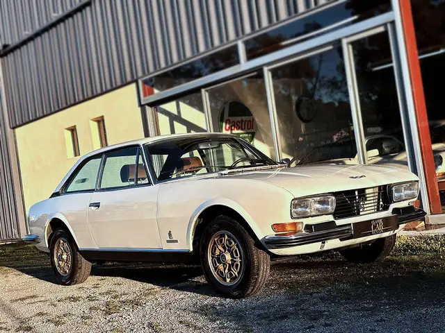 Peugeot 504 C12 - 4cyl 2 Litres