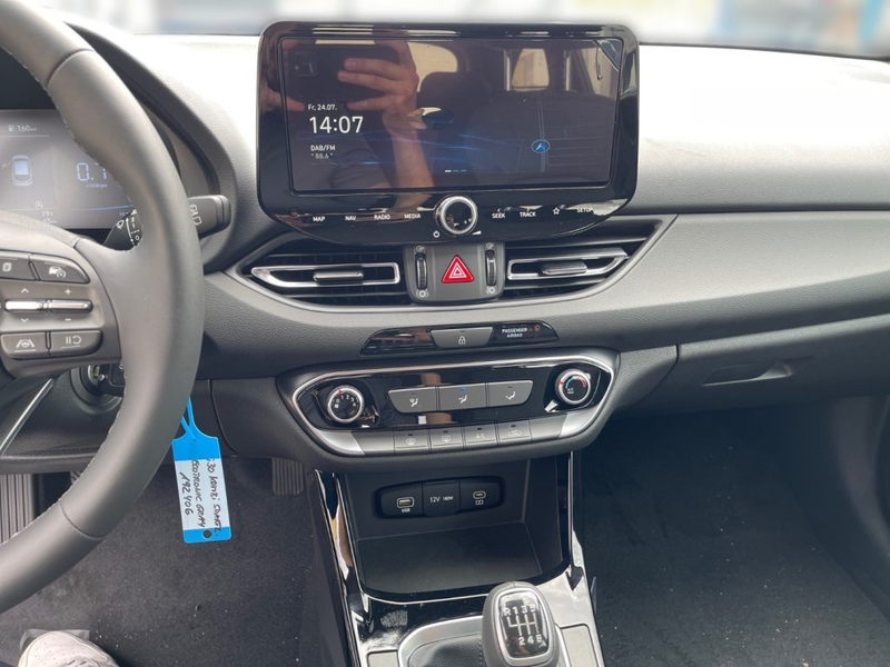 Hyundai i30 Kombi - PD Smart Line 1.5 DPI c5ks1-OO4 — photo 9