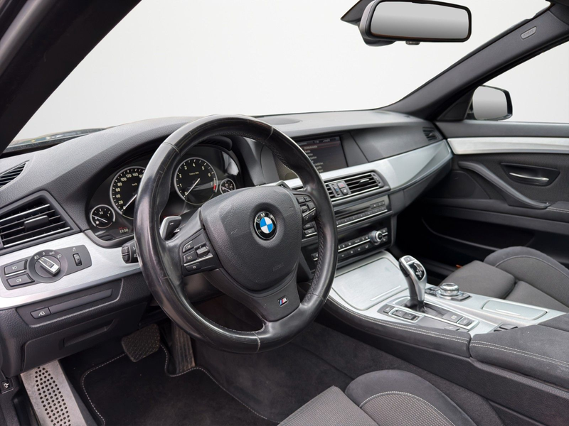 BMW 528 i F10 M-PAKET GEPFLEGT FAHRSPASS PUR! — photo 5
