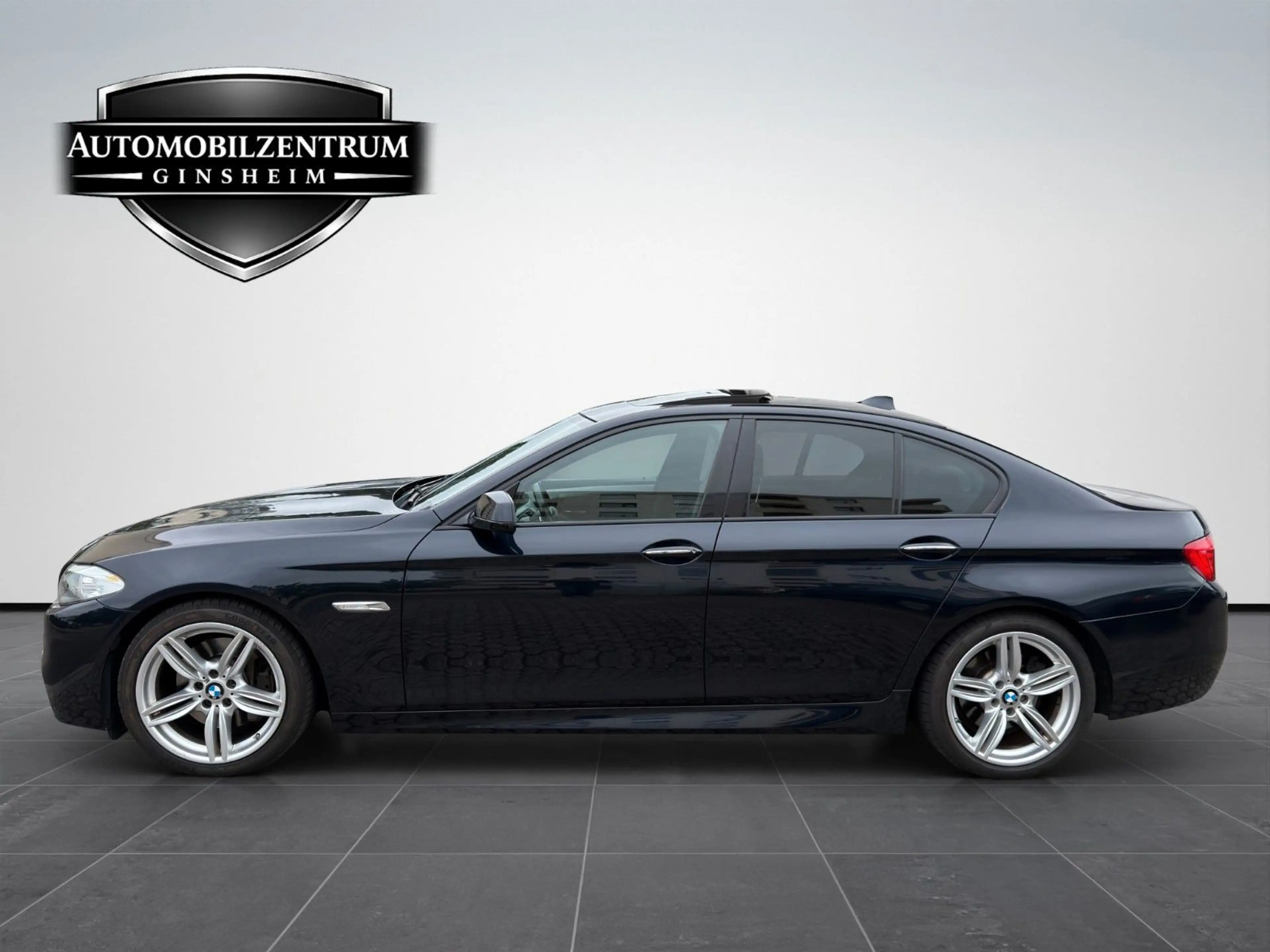 BMW 528 i F10 M-PAKET GEPFLEGT FAHRSPASS PUR! — photo 13