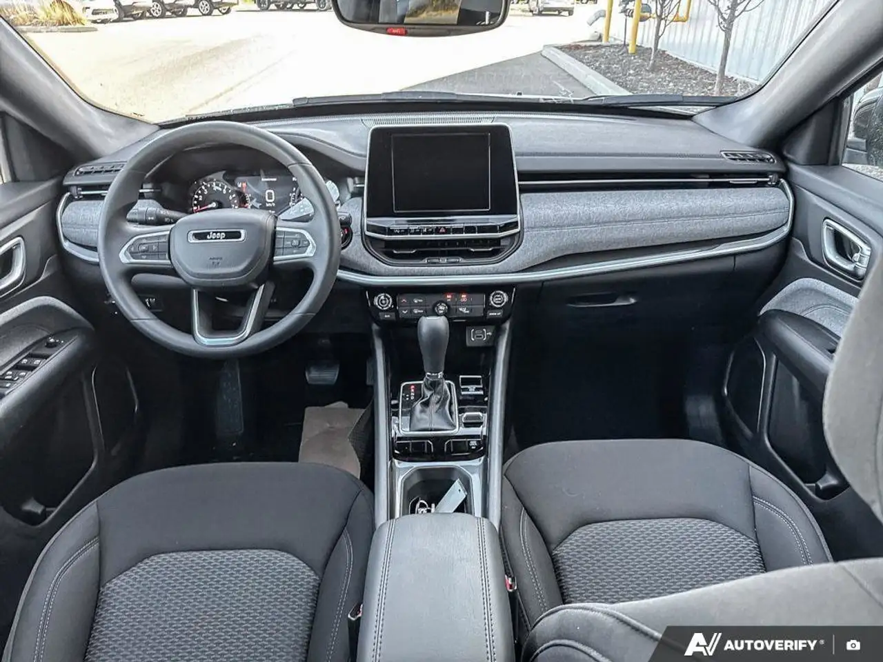 Jeep Compass photo Jeep Compass