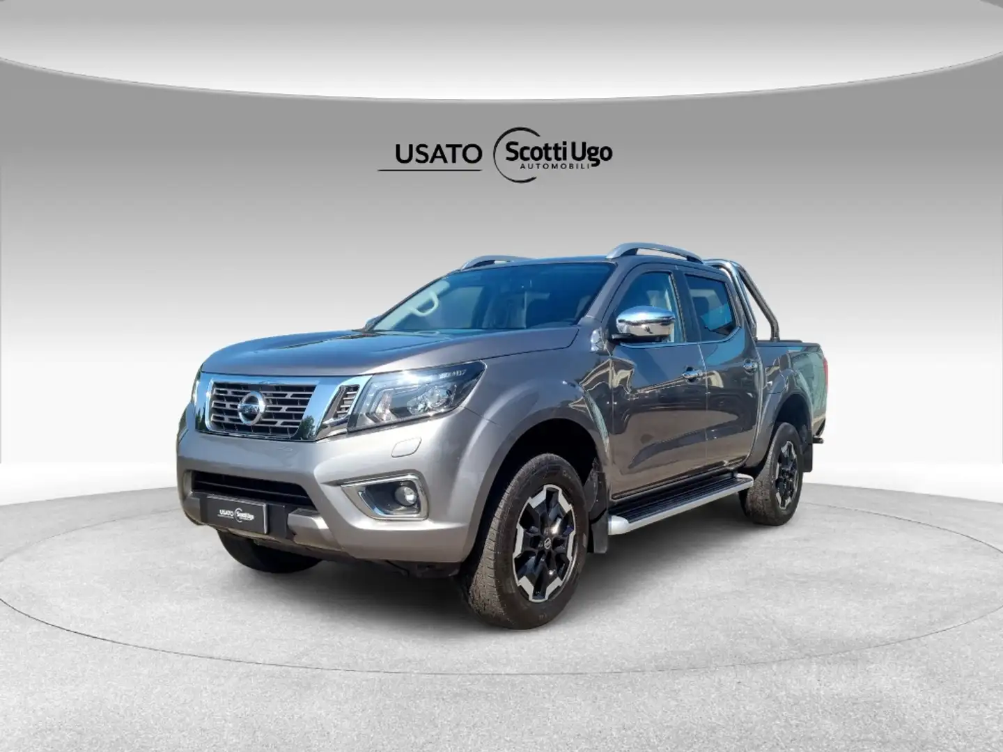 Nissan Navara Double Cab 2.3 dCi Tekna Grigio - 1