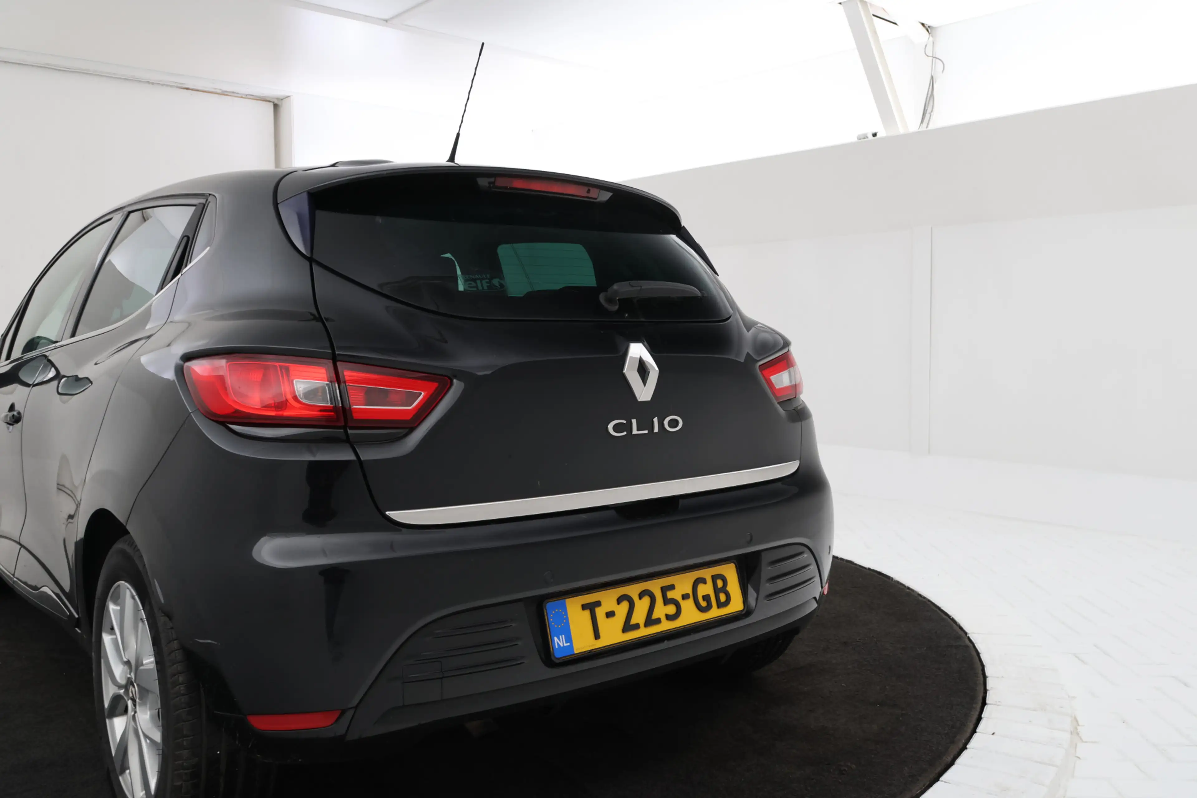 Renault Clio 0.9 TCe Limited Navigatie, Airco — photo 6