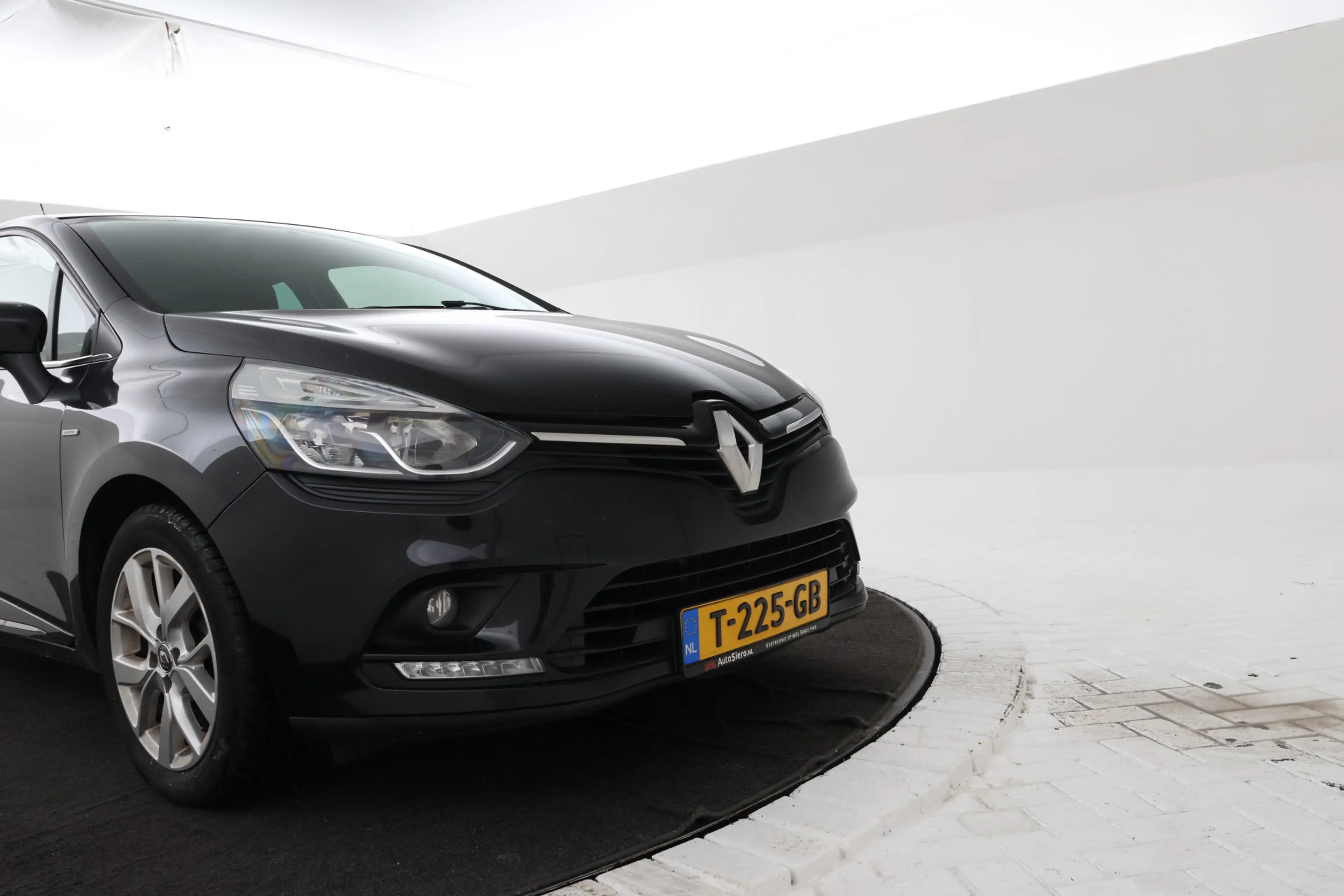Renault Clio 0.9 TCe Limited Navigatie, Airco — photo 5