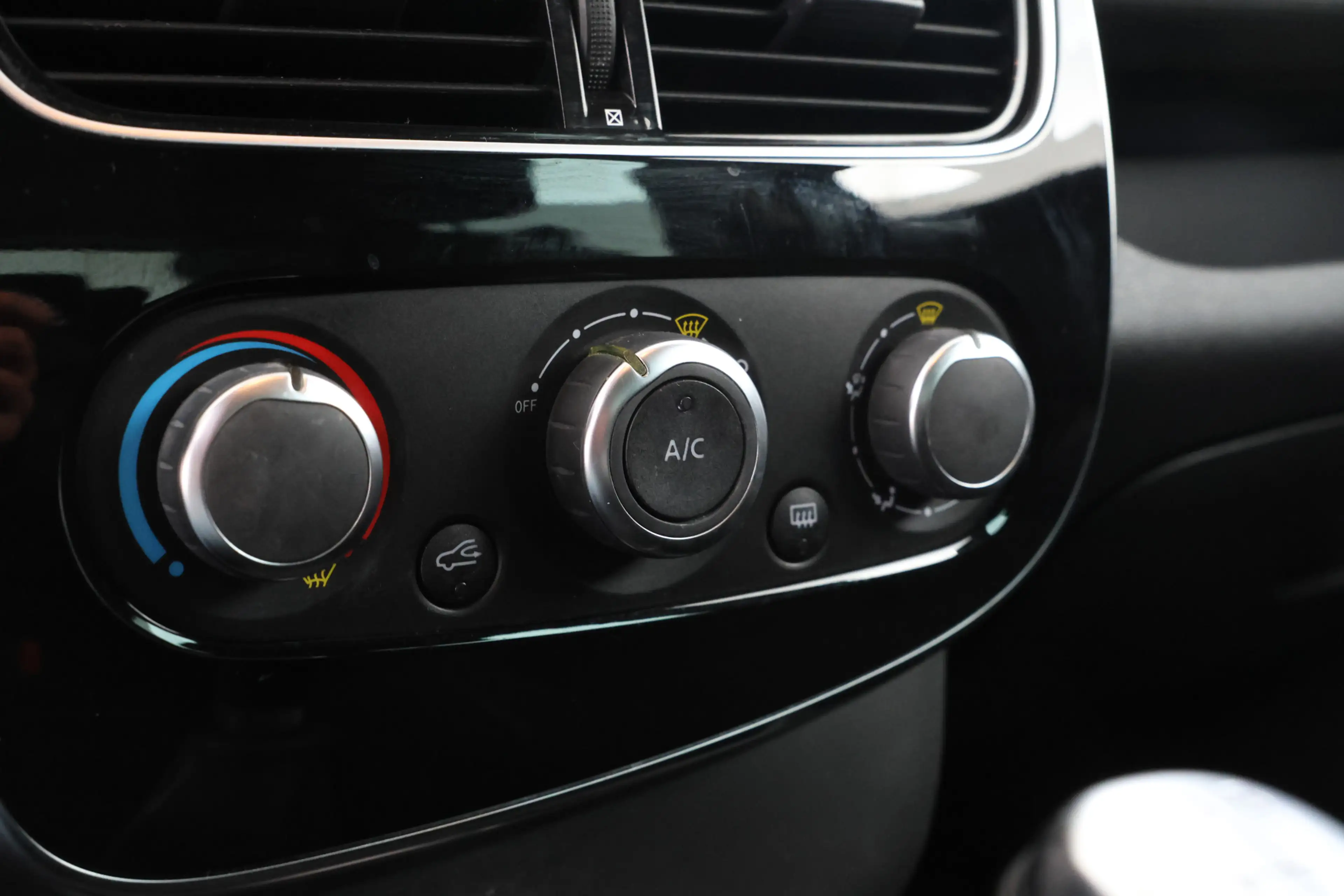 Renault Clio 0.9 TCe Limited Navigatie, Airco — photo 21