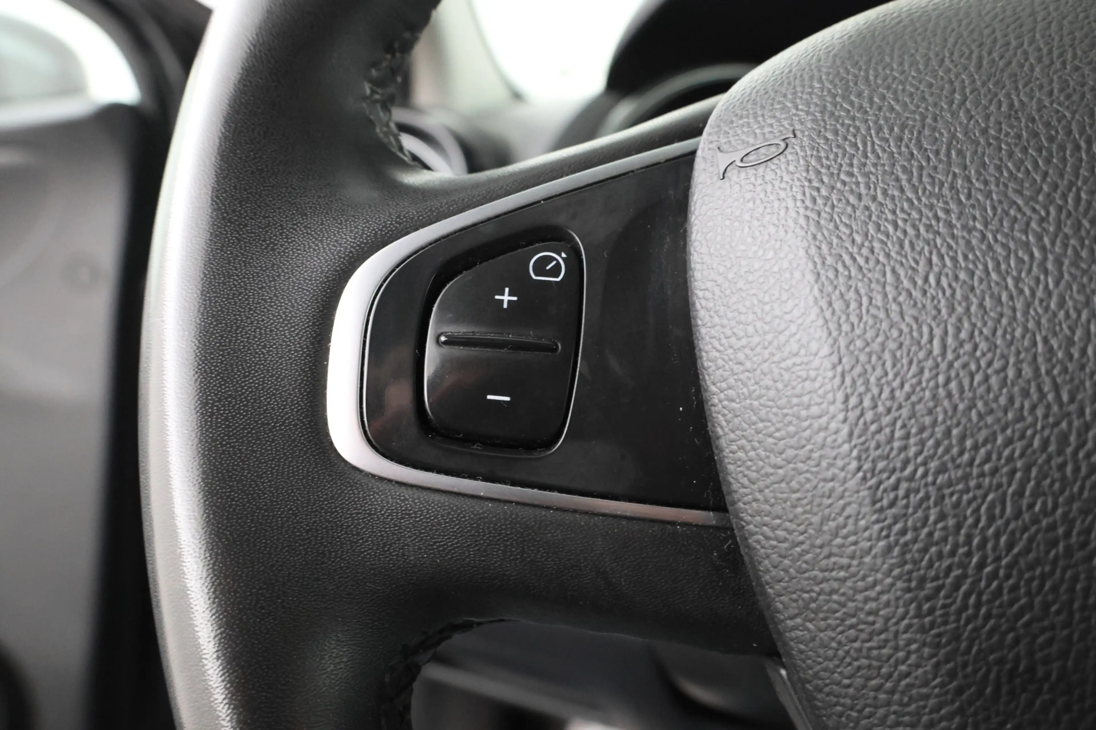 Renault Clio 0.9 TCe Limited Navigatie, Airco — photo 13
