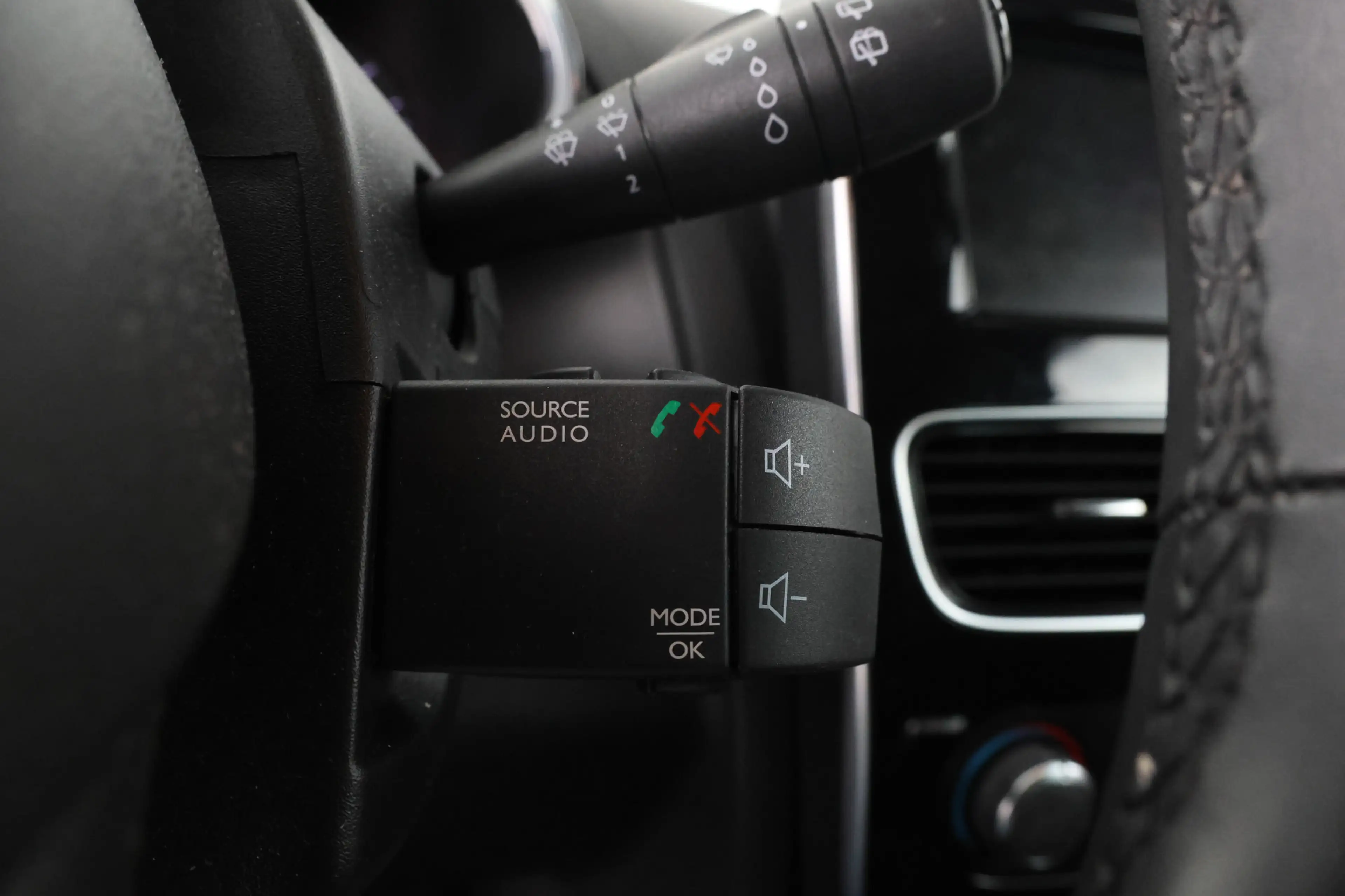 Renault Clio 0.9 TCe Limited Navigatie, Airco — photo 17