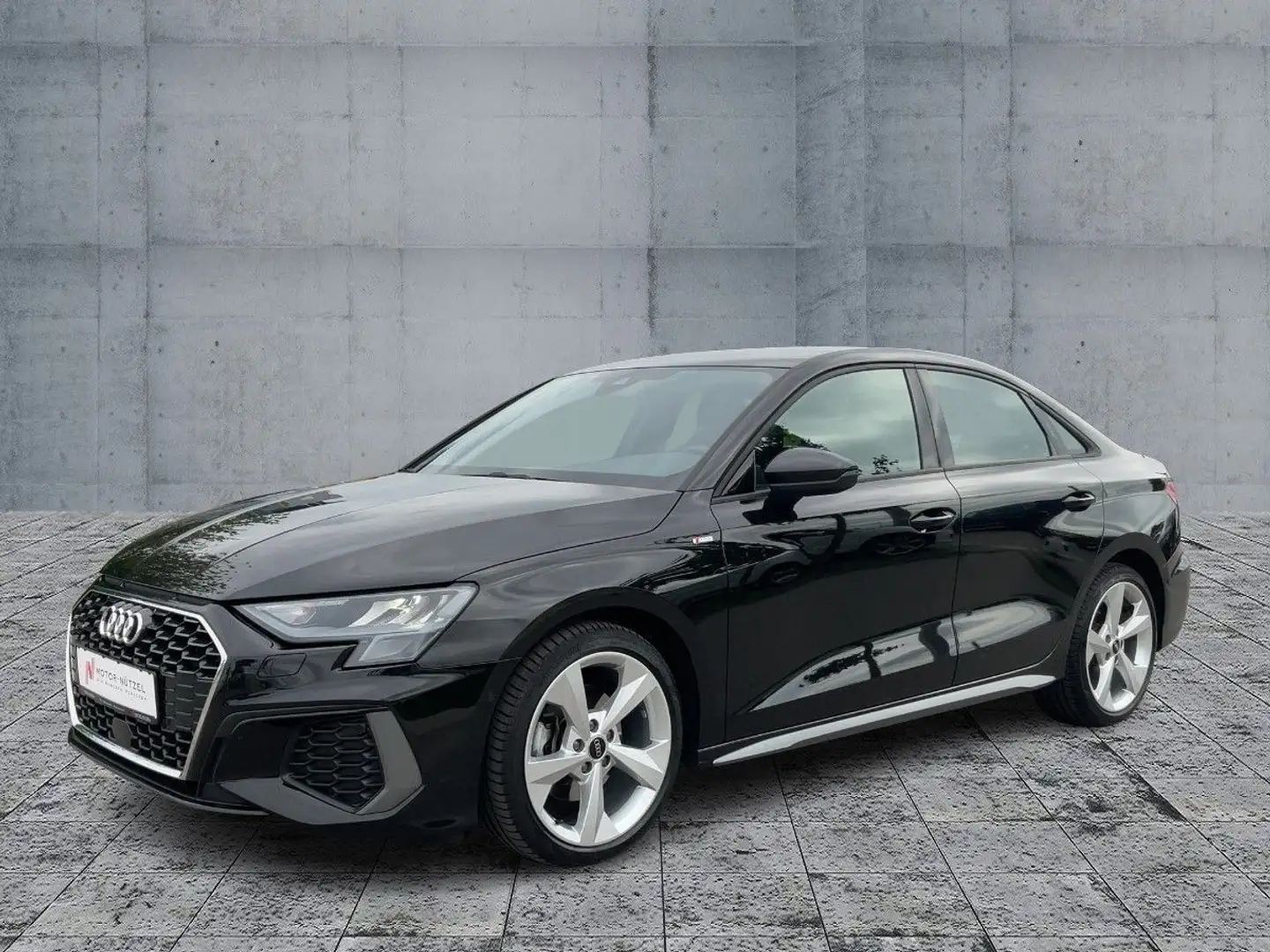 Audi A3 Limousine 40 TFSI S-TR QU S-LINE 5JG+LED+NAVI Schwarz - 2