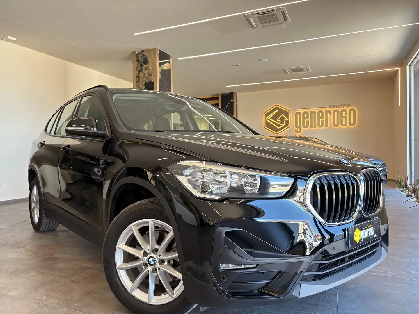BMW X1 sdrive18d Advantage Aziendale IVA Esposta Schwarz - 1