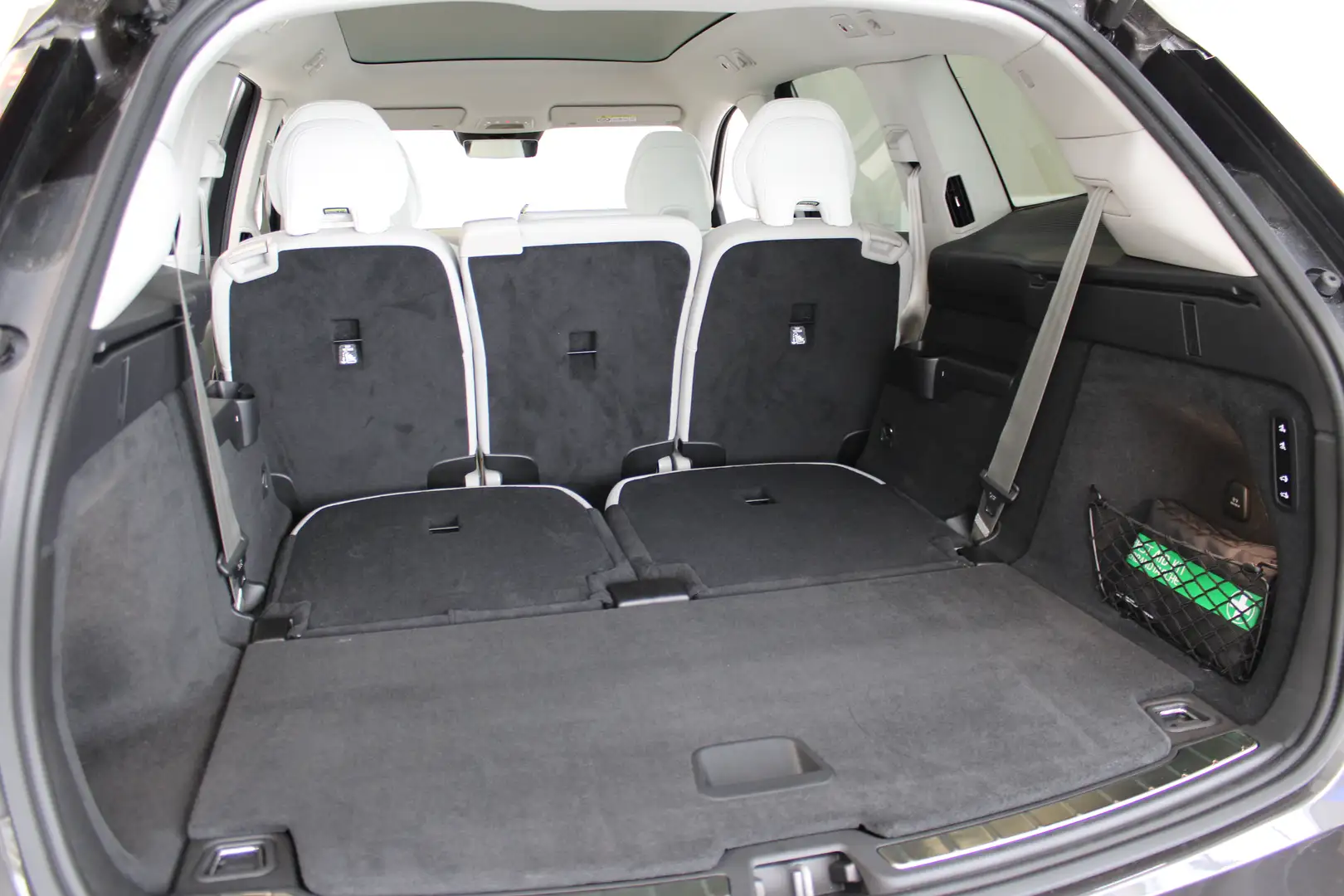 Volvo EX90 Twin 408PK Ultra 111kWh | B&W Audio | Pilot Ass.| Grijs - 2